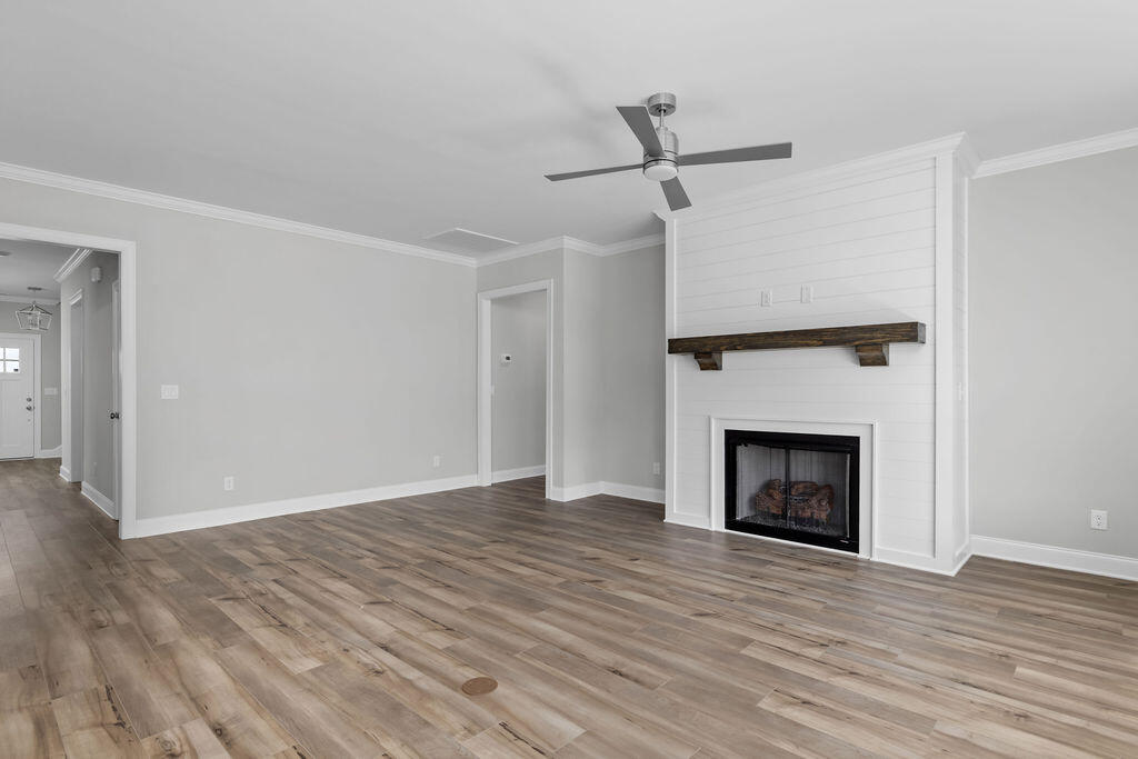 8880 Knolling Loop, 35