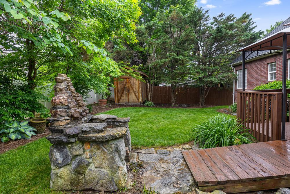 7144 Houser Ridge Lane