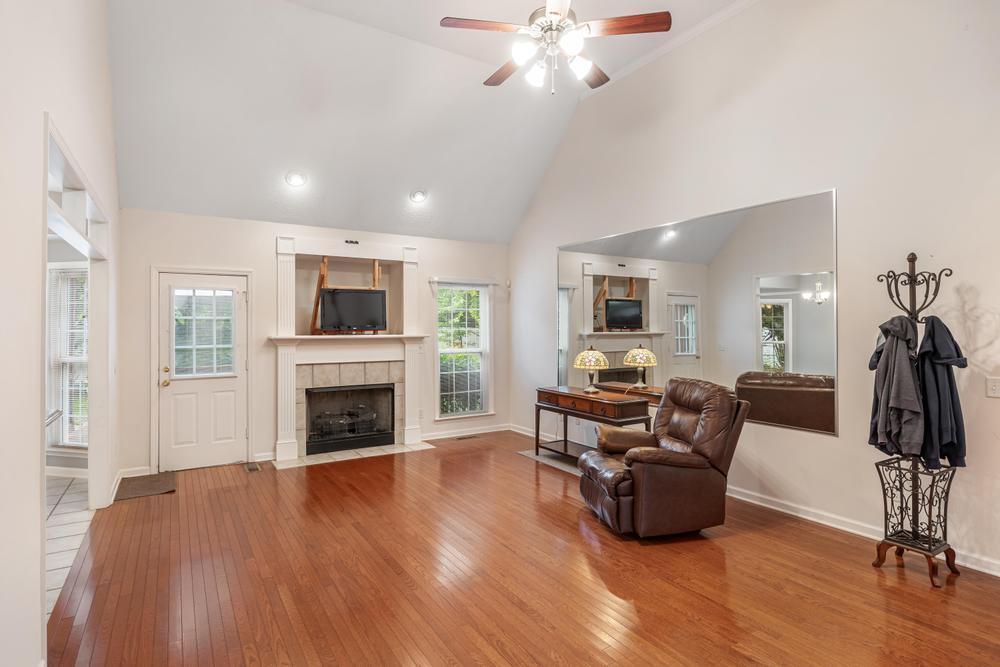 7144 Houser Ridge Lane