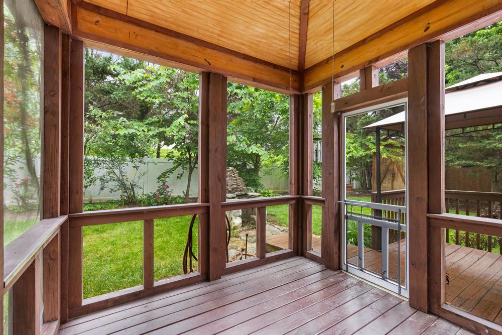 7144 Houser Ridge Lane