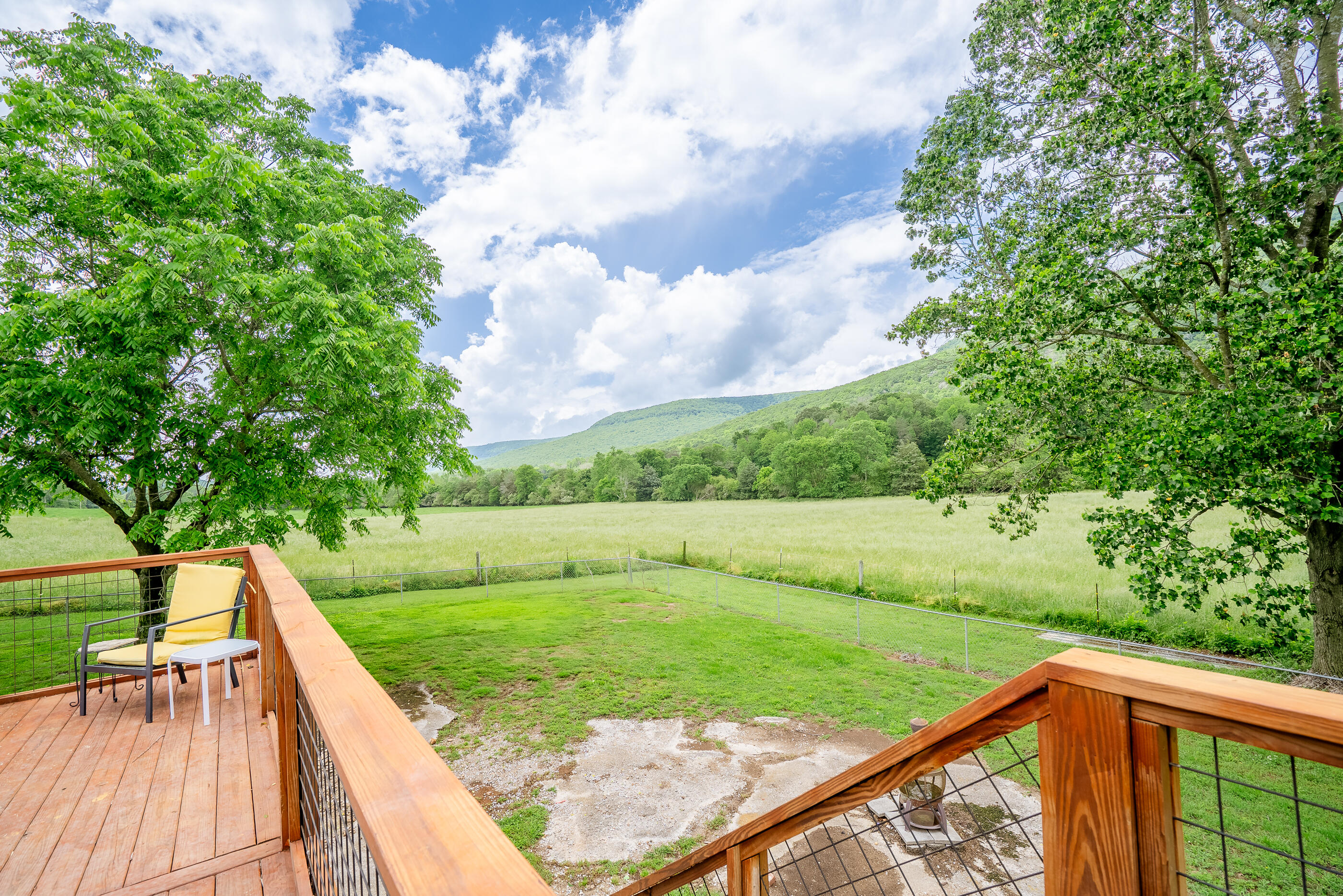 976 Chamberlain Road, LaFayette