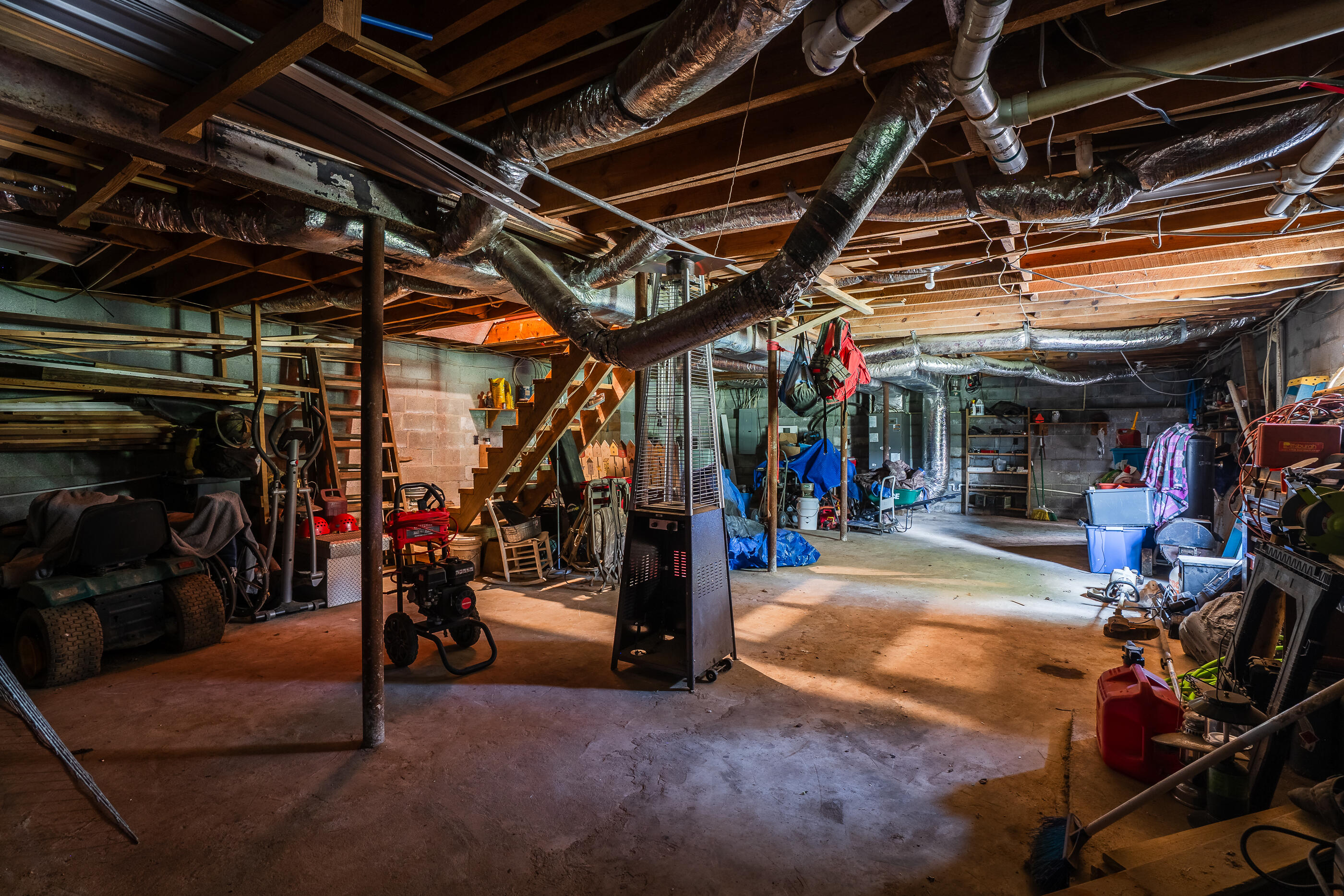 976 Chamberlain Road, LaFayette