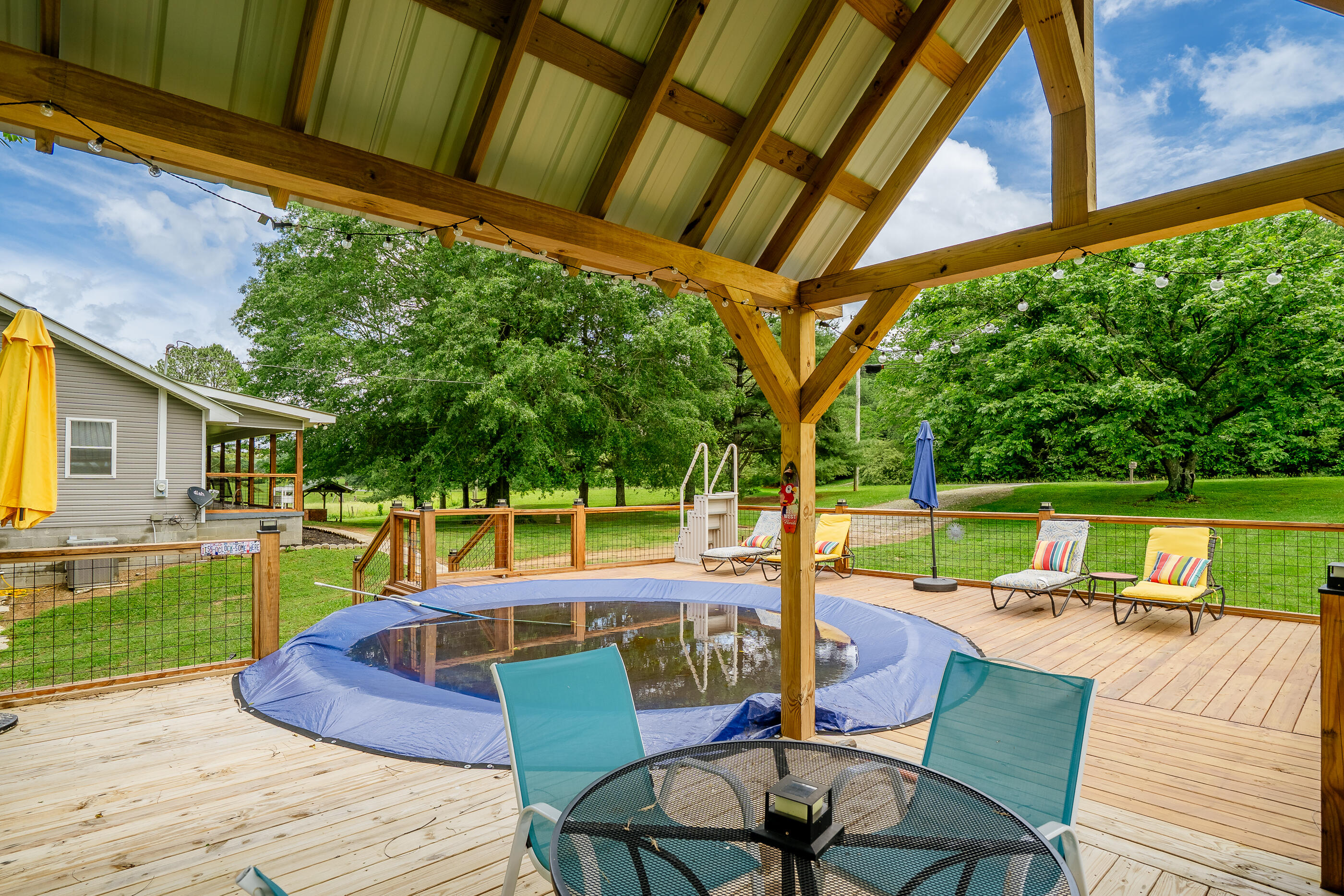 976 Chamberlain Road, LaFayette