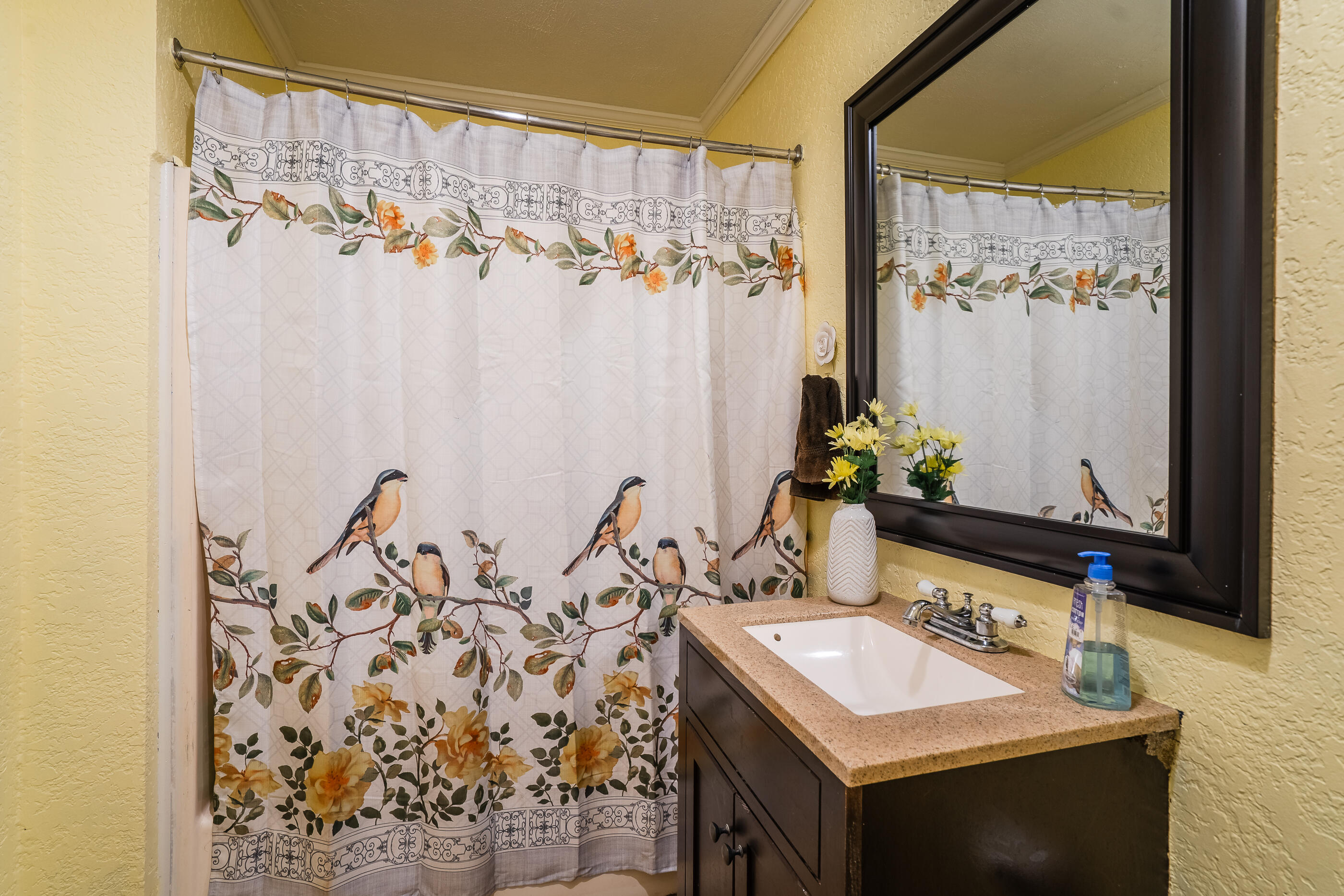 976 Chamberlain Road, LaFayette