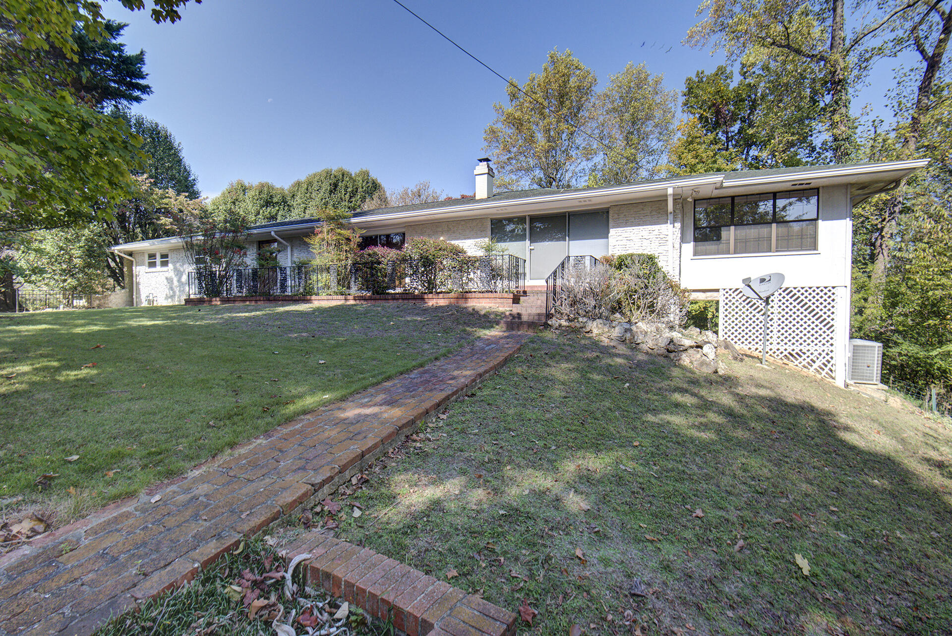 5851 N Park Road