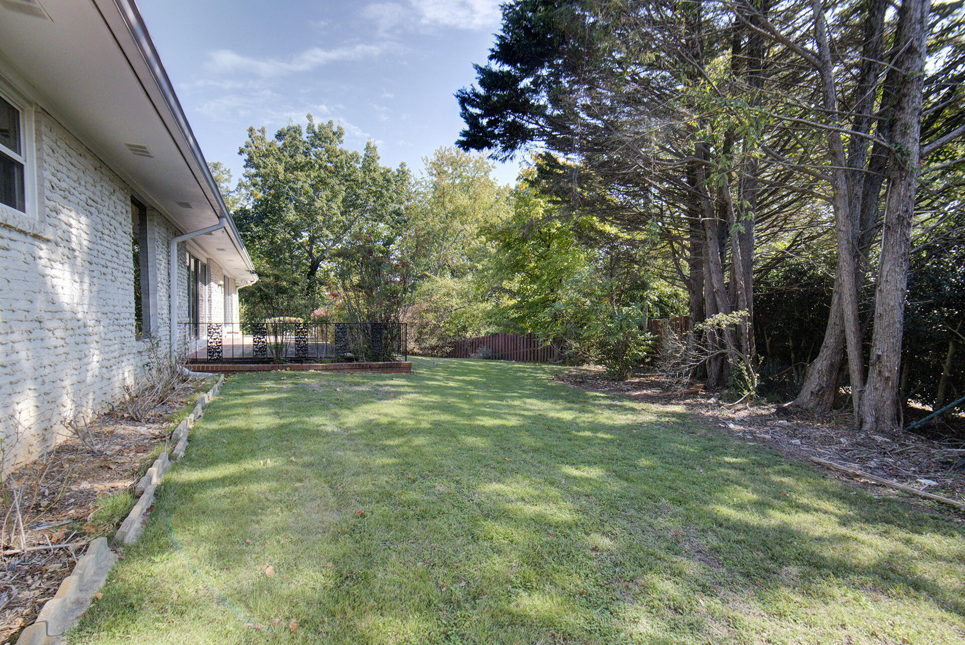5851 N Park Road