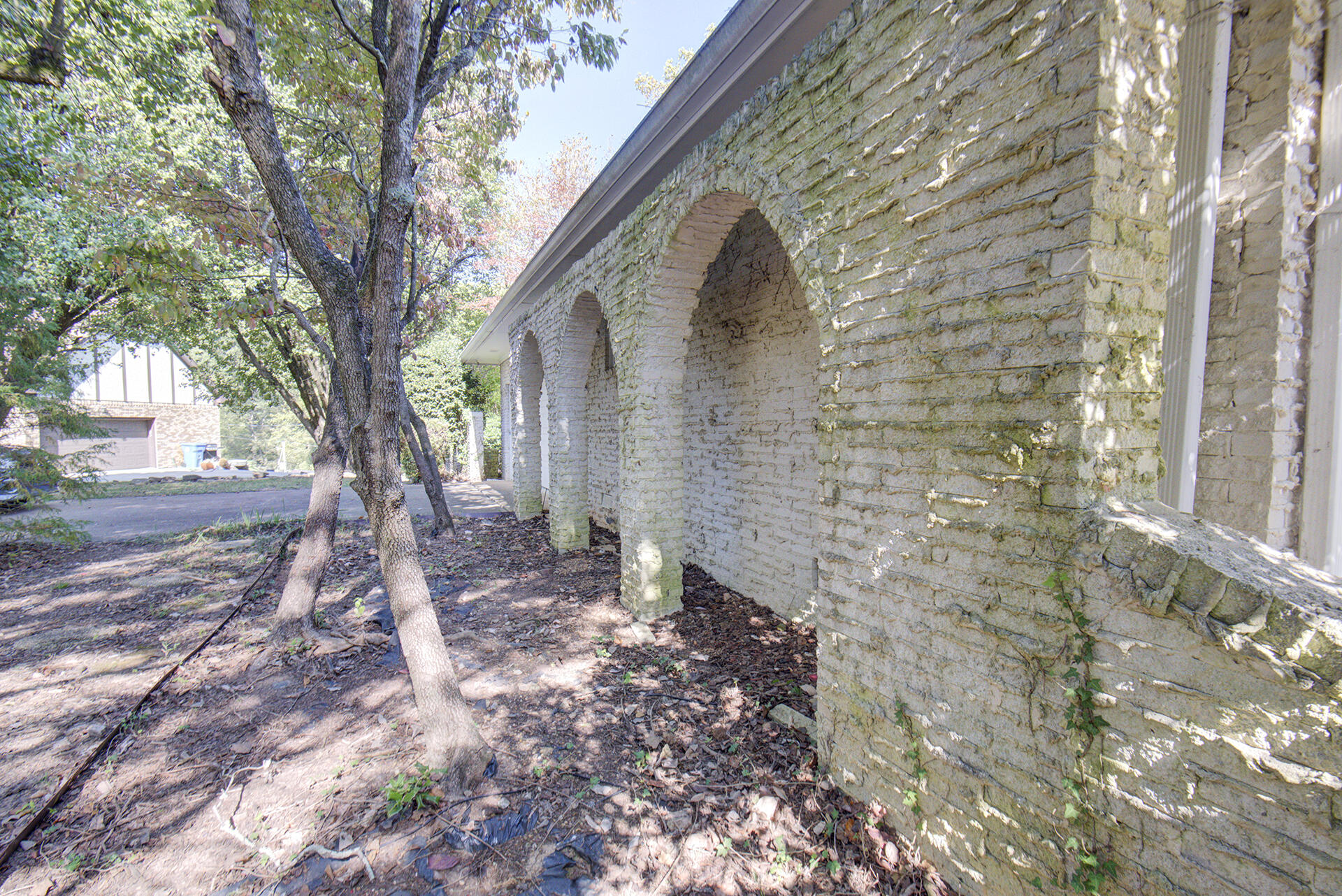 5851 N Park Road