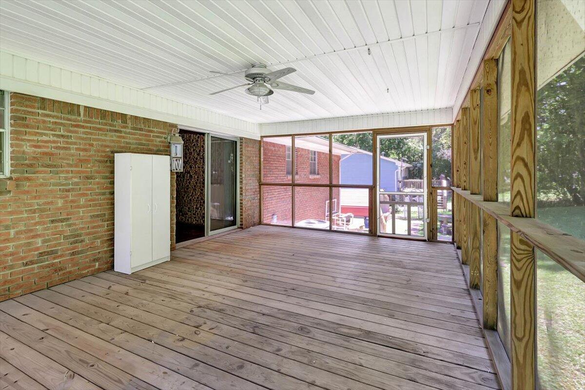 425 Lullwater Road