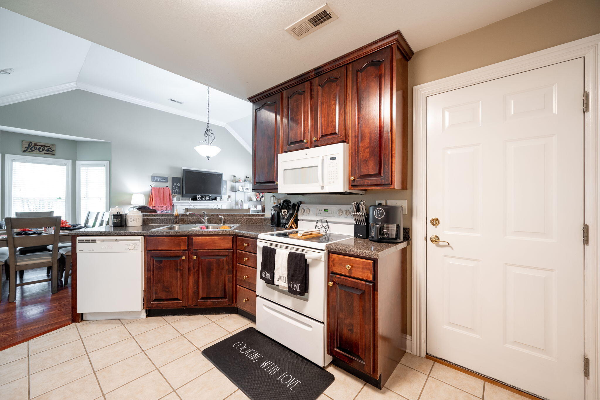 65 Briarstone Drive
