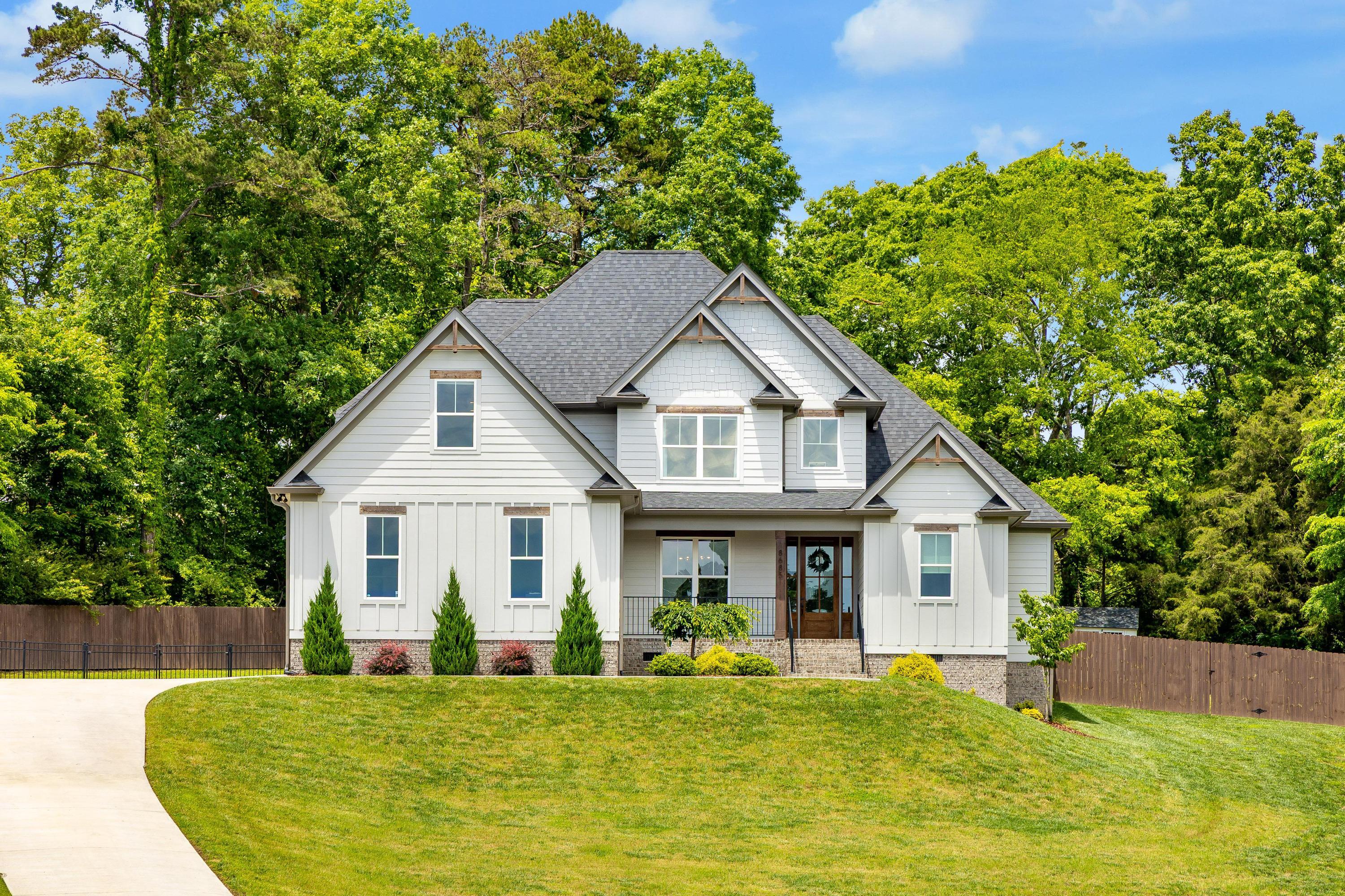 8685 Woodbury Acre Court