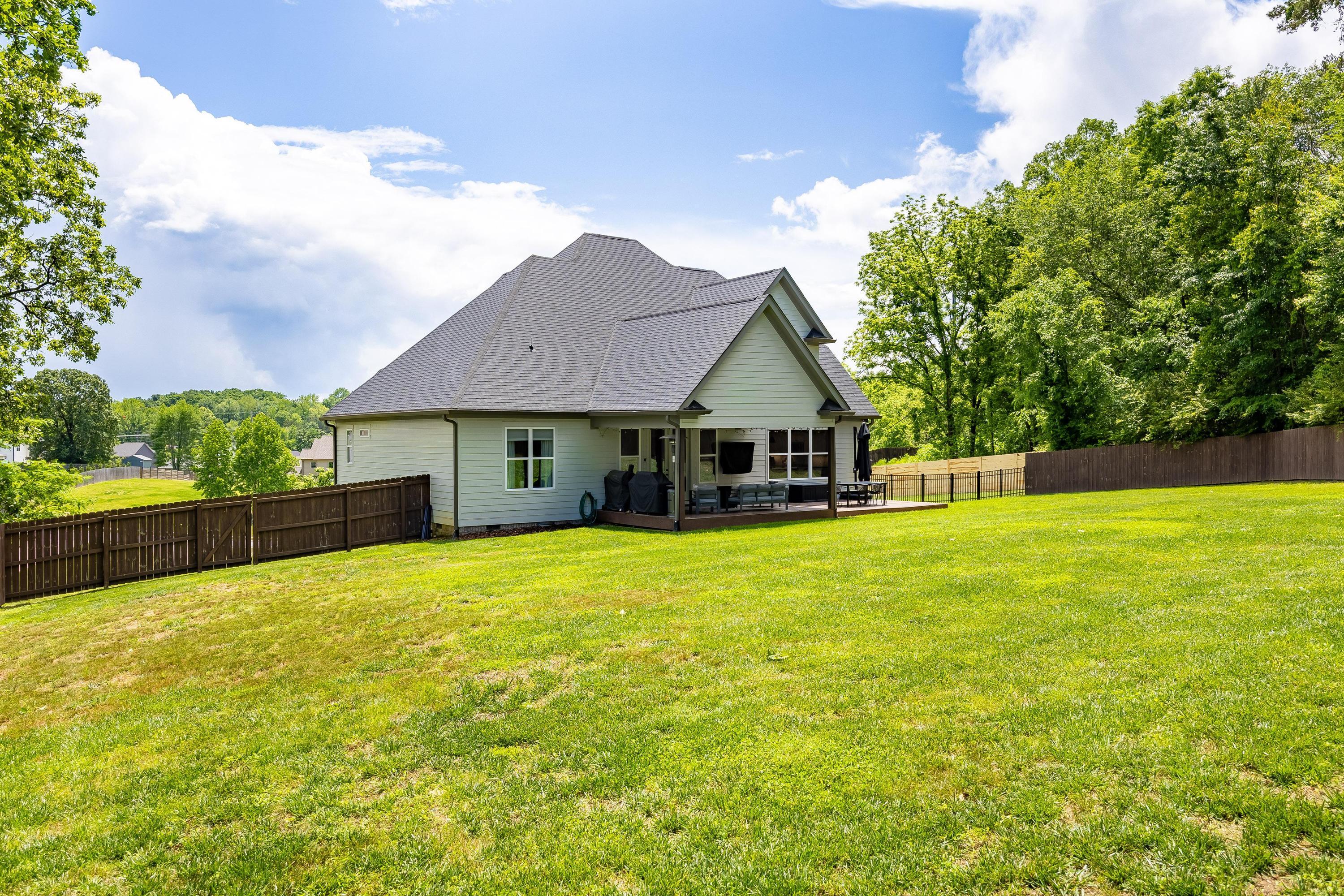 8685 Woodbury Acre Court