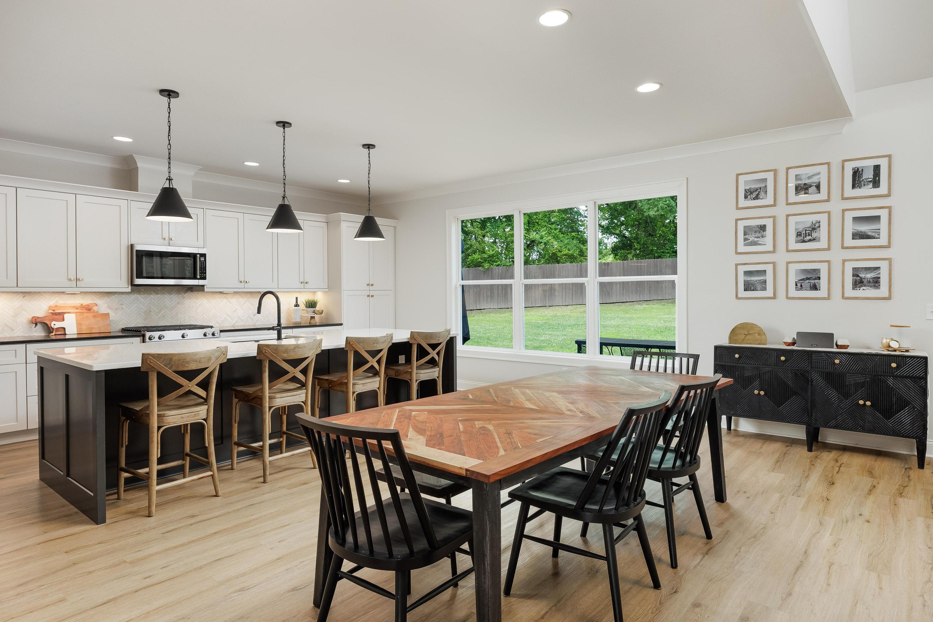 8685 Woodbury Acre Court