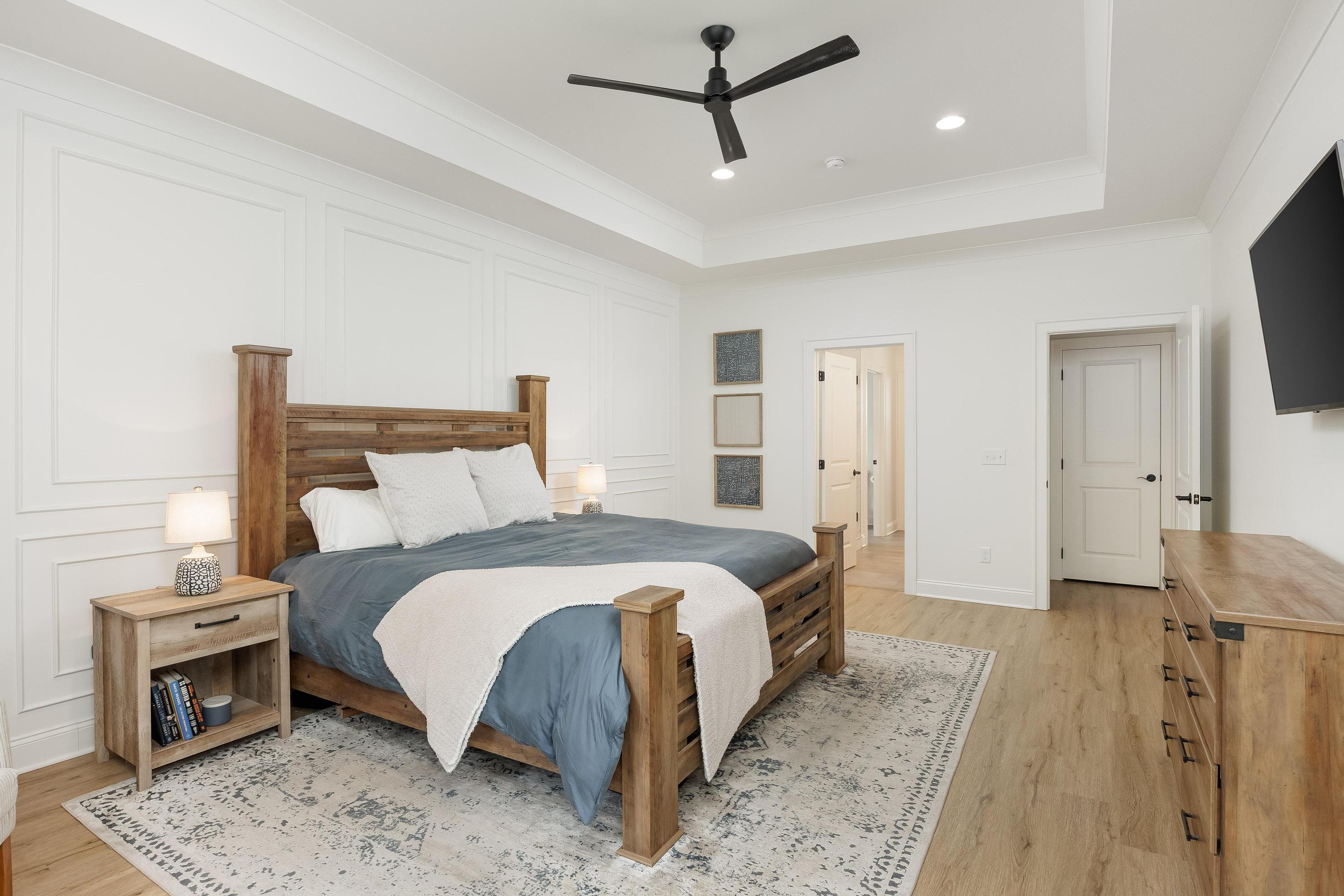 8685 Woodbury Acre Court