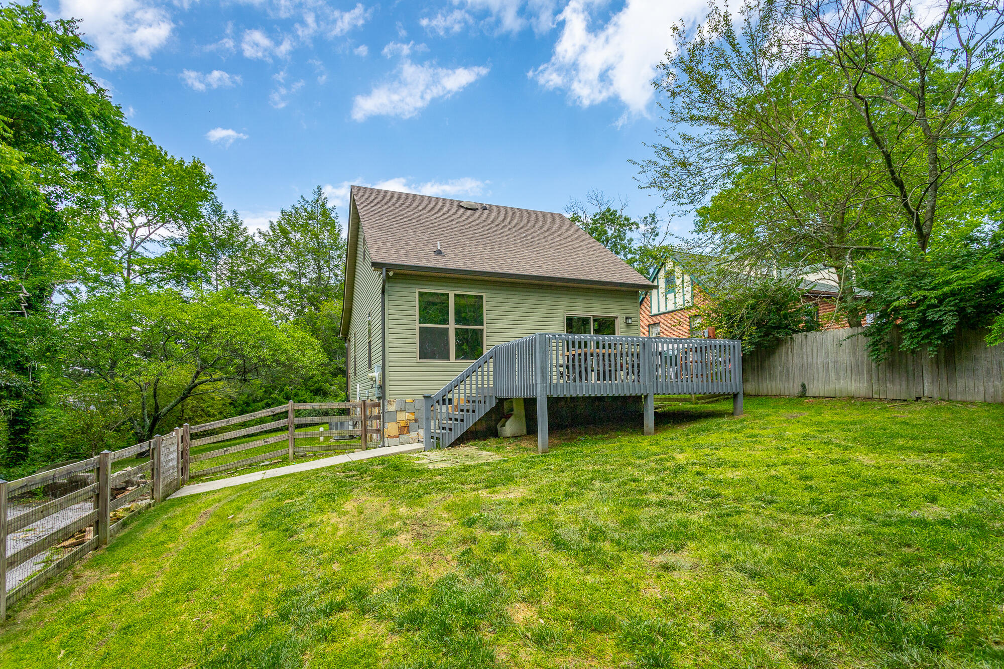 3304 Windsor Court