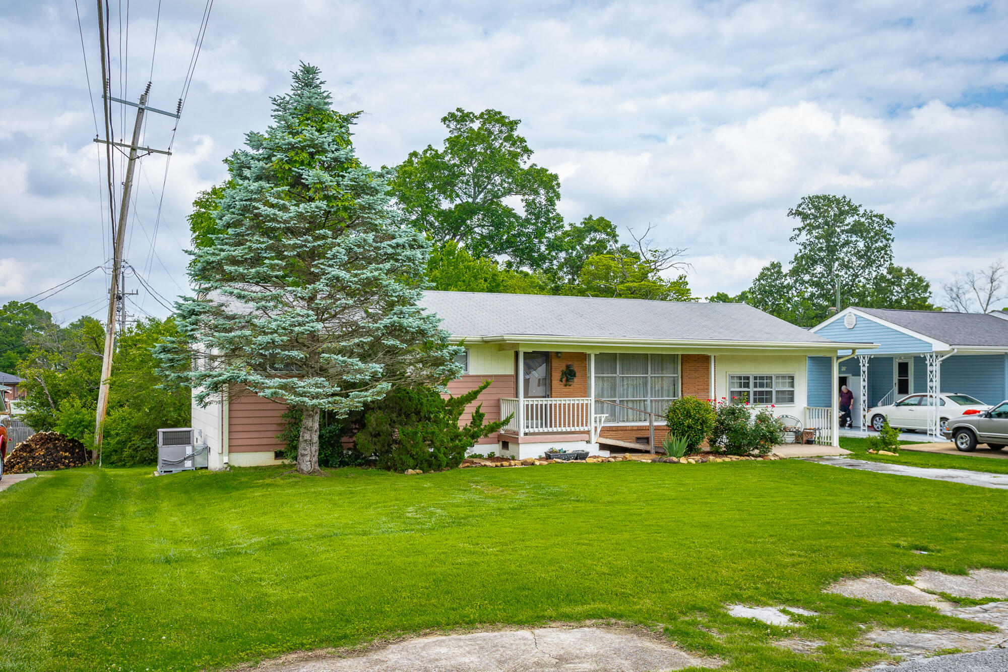 4019 Dellway Circle