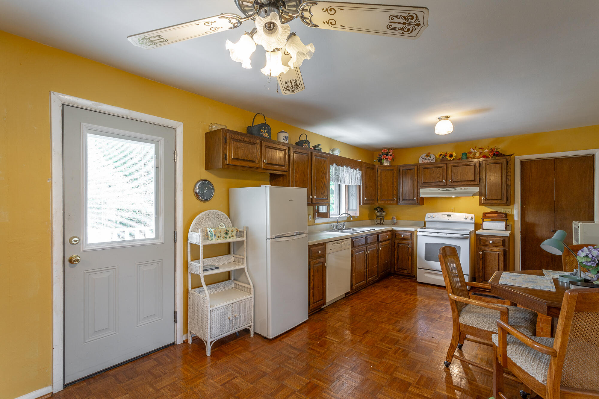 4019 Dellway Circle