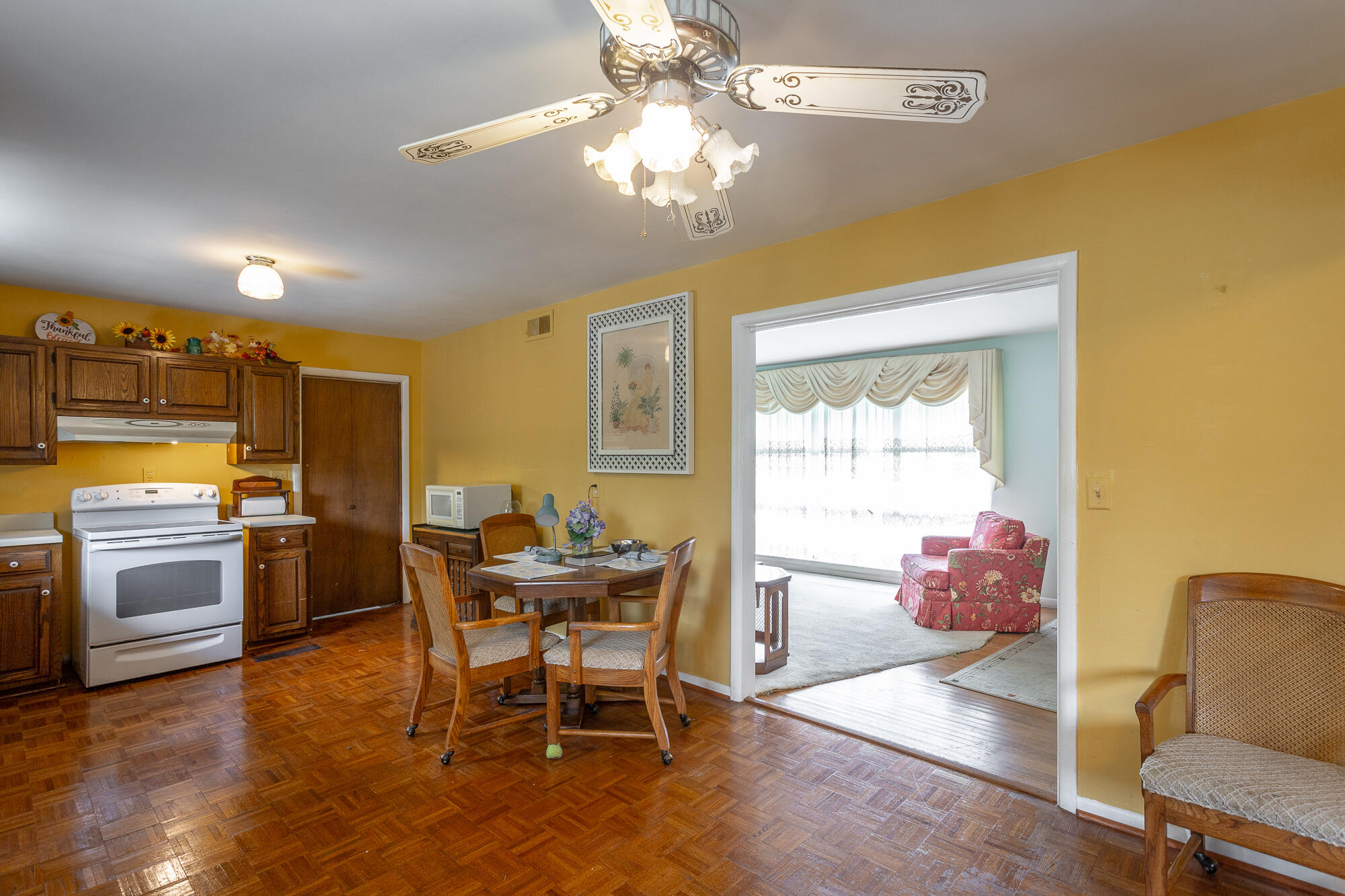4019 Dellway Circle