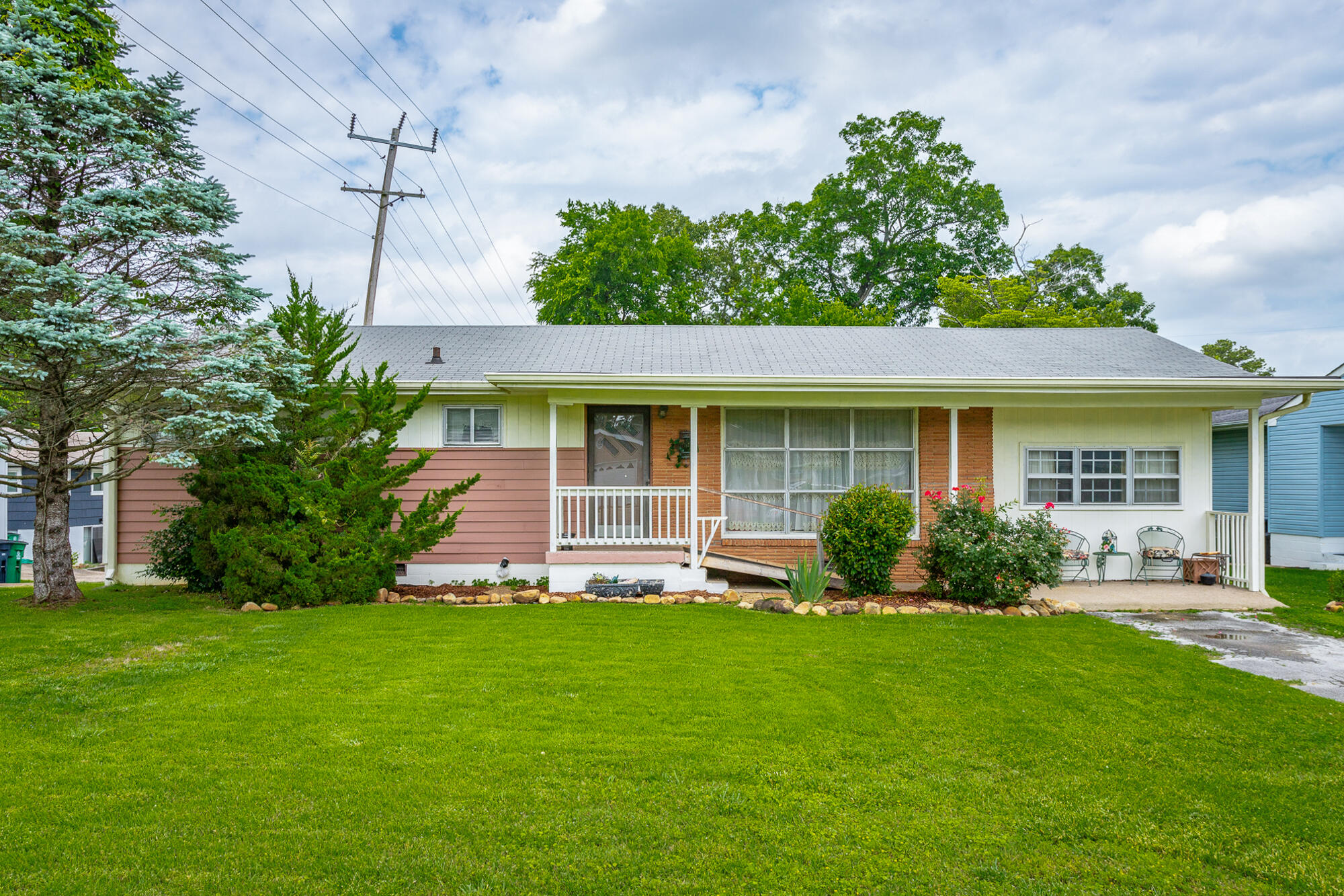 4019 Dellway Circle