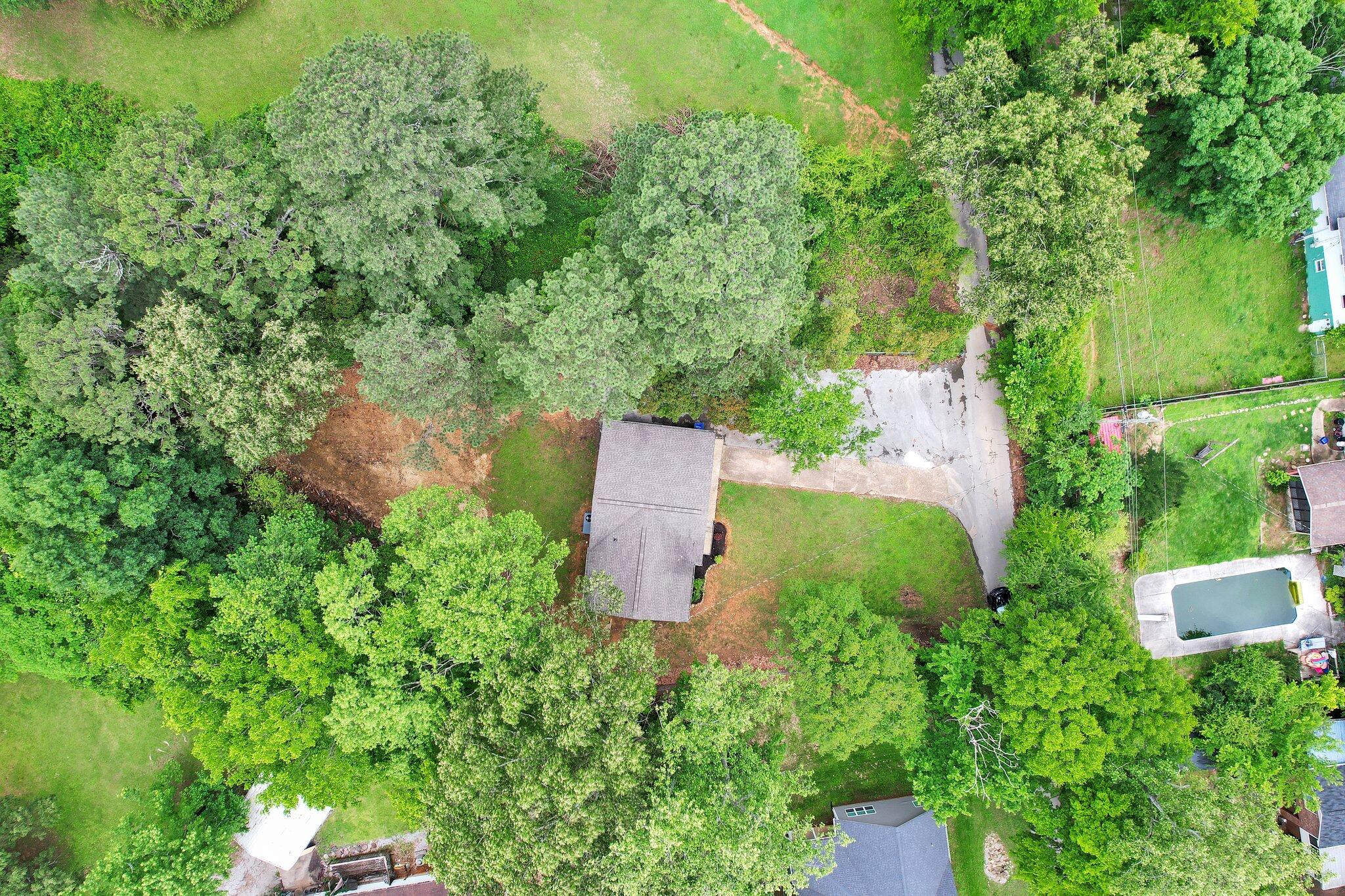 6568 Barnie Fay Lane