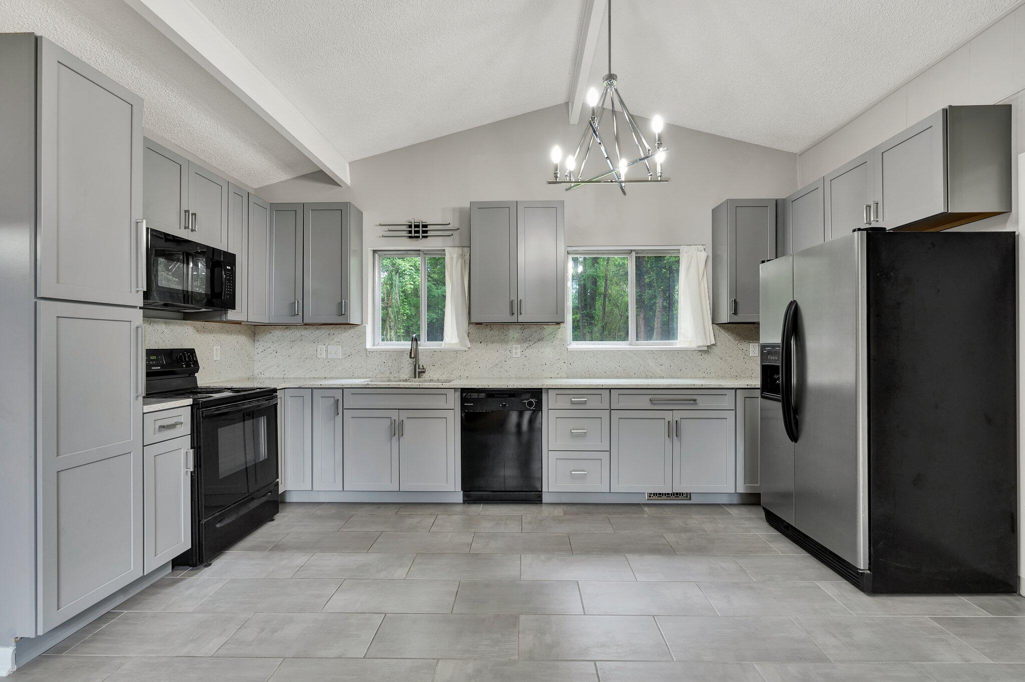 6568 Barnie Fay Lane