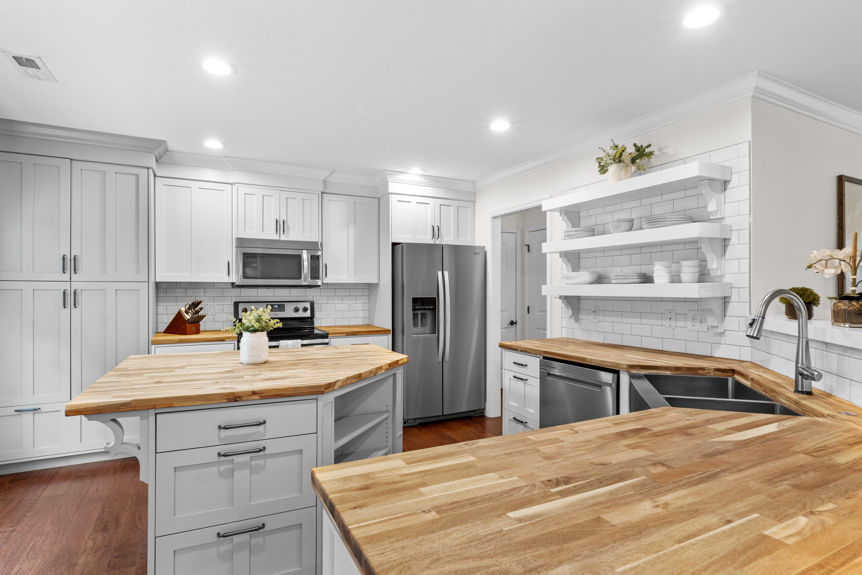 1208 Dark Creek Lane