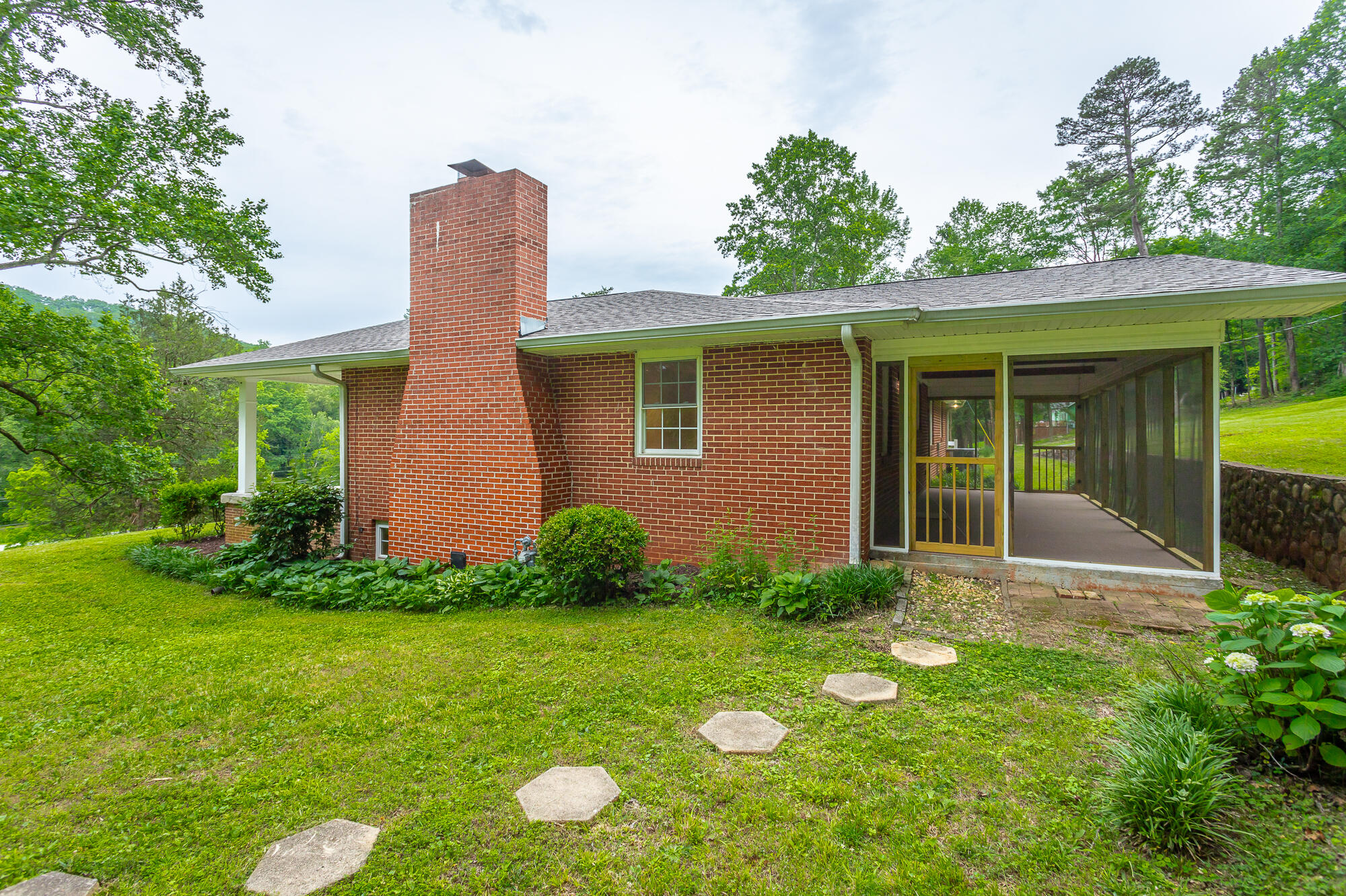 5873 Old Dayton Pike