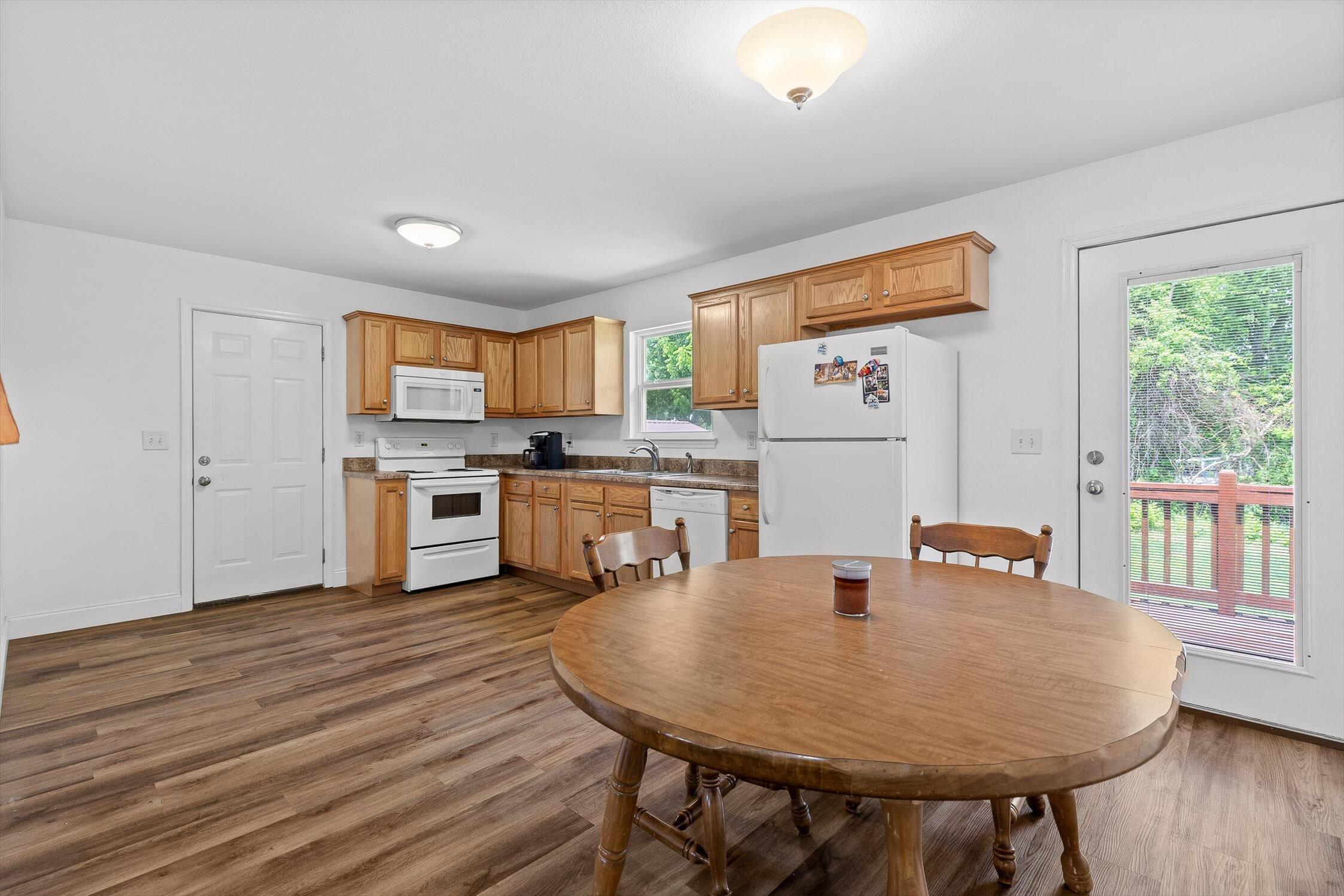 128 Mountain Breeze Avenue