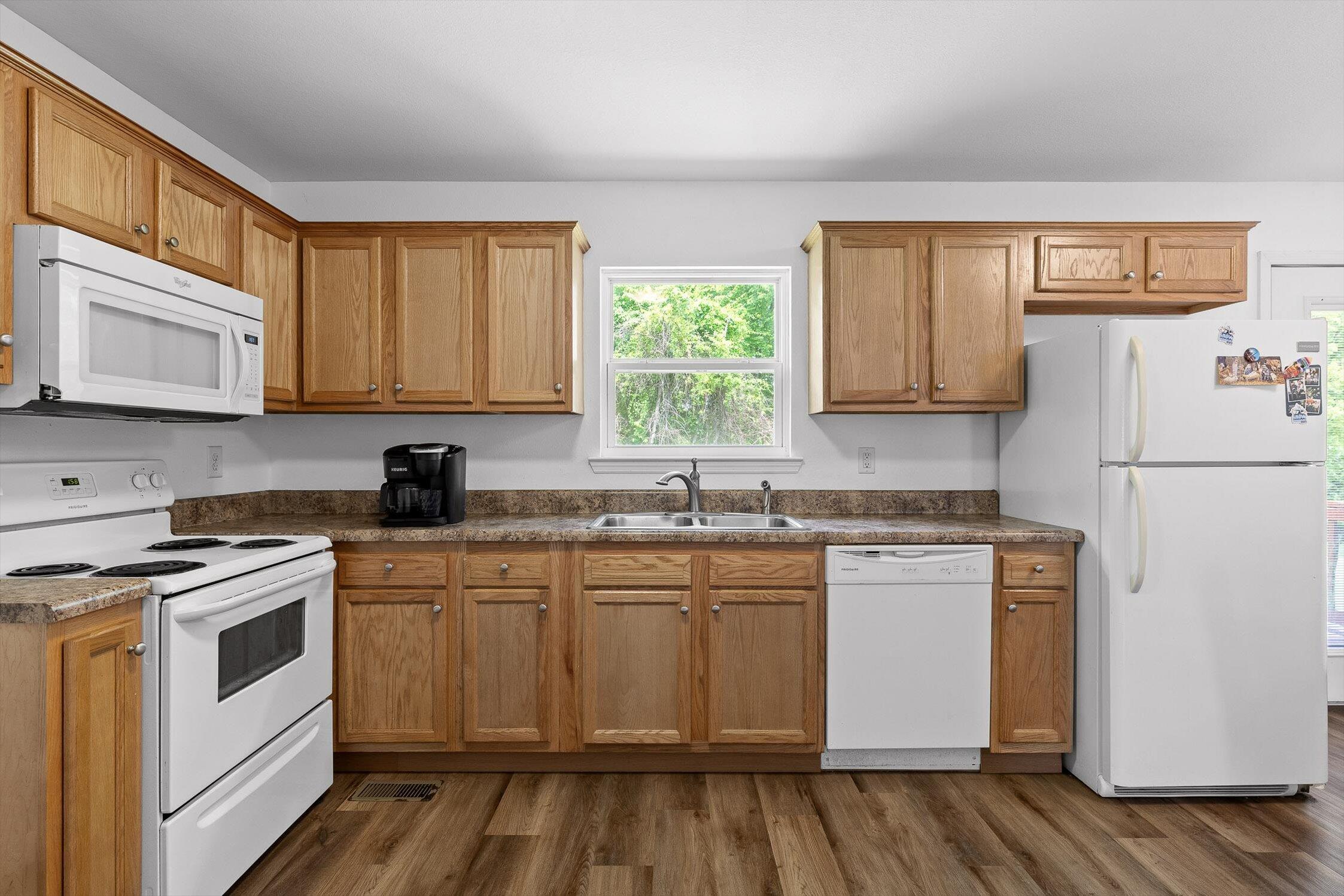 128 Mountain Breeze Avenue