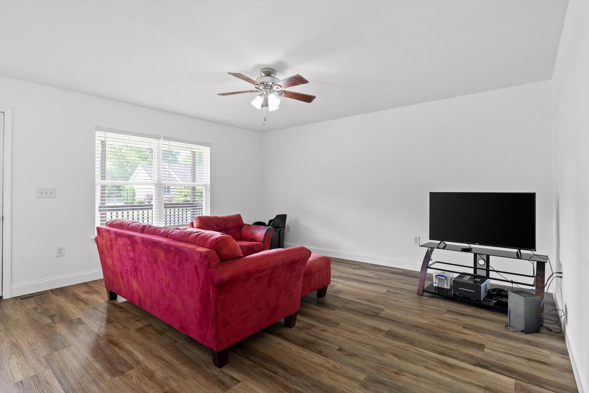 128 Mountain Breeze Avenue