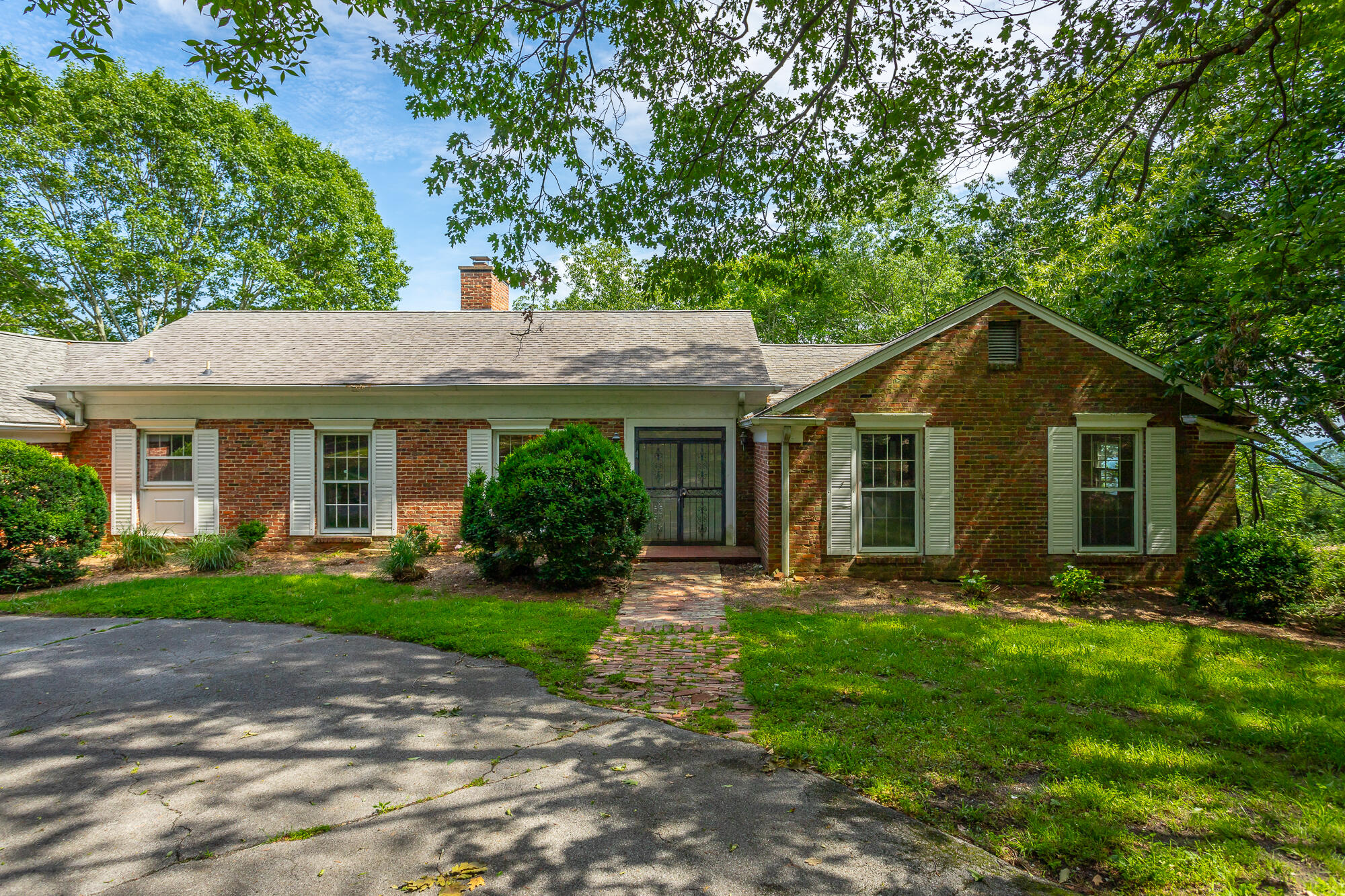 1613 Fairy Dell Trail