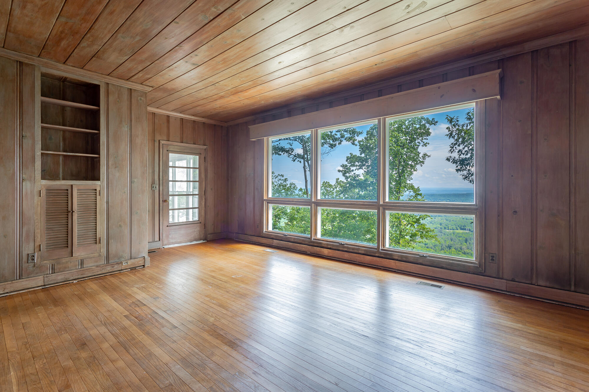 1613 Fairy Dell Trail