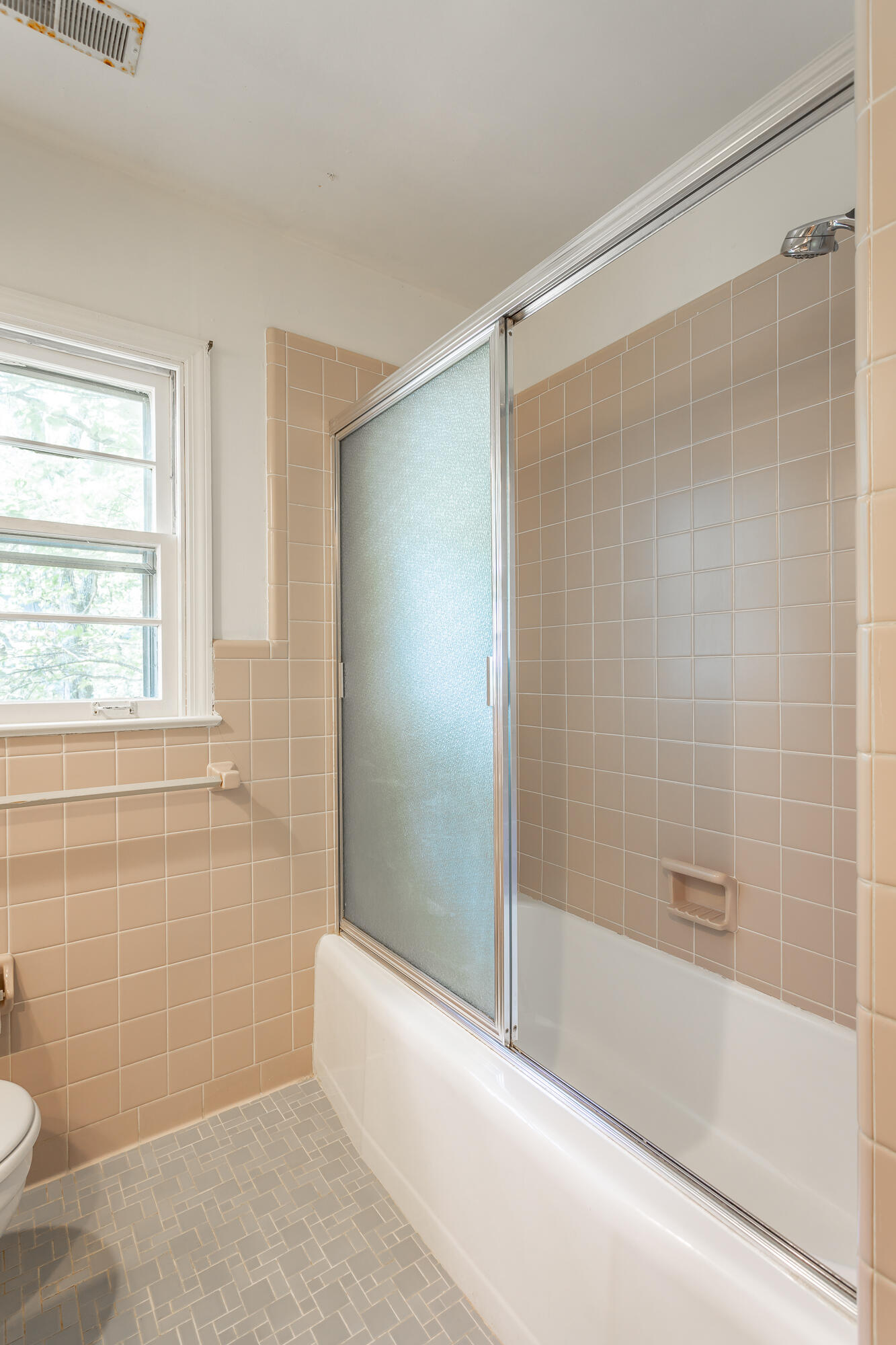 1613 Fairy Dell Trail