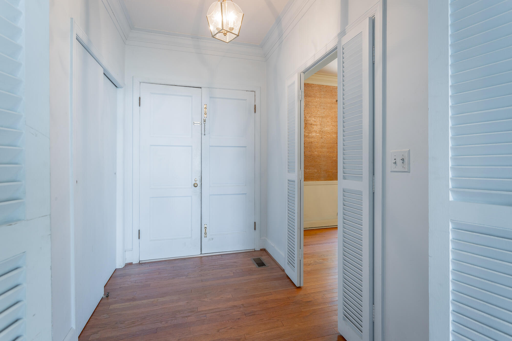 1613 Fairy Dell Trail