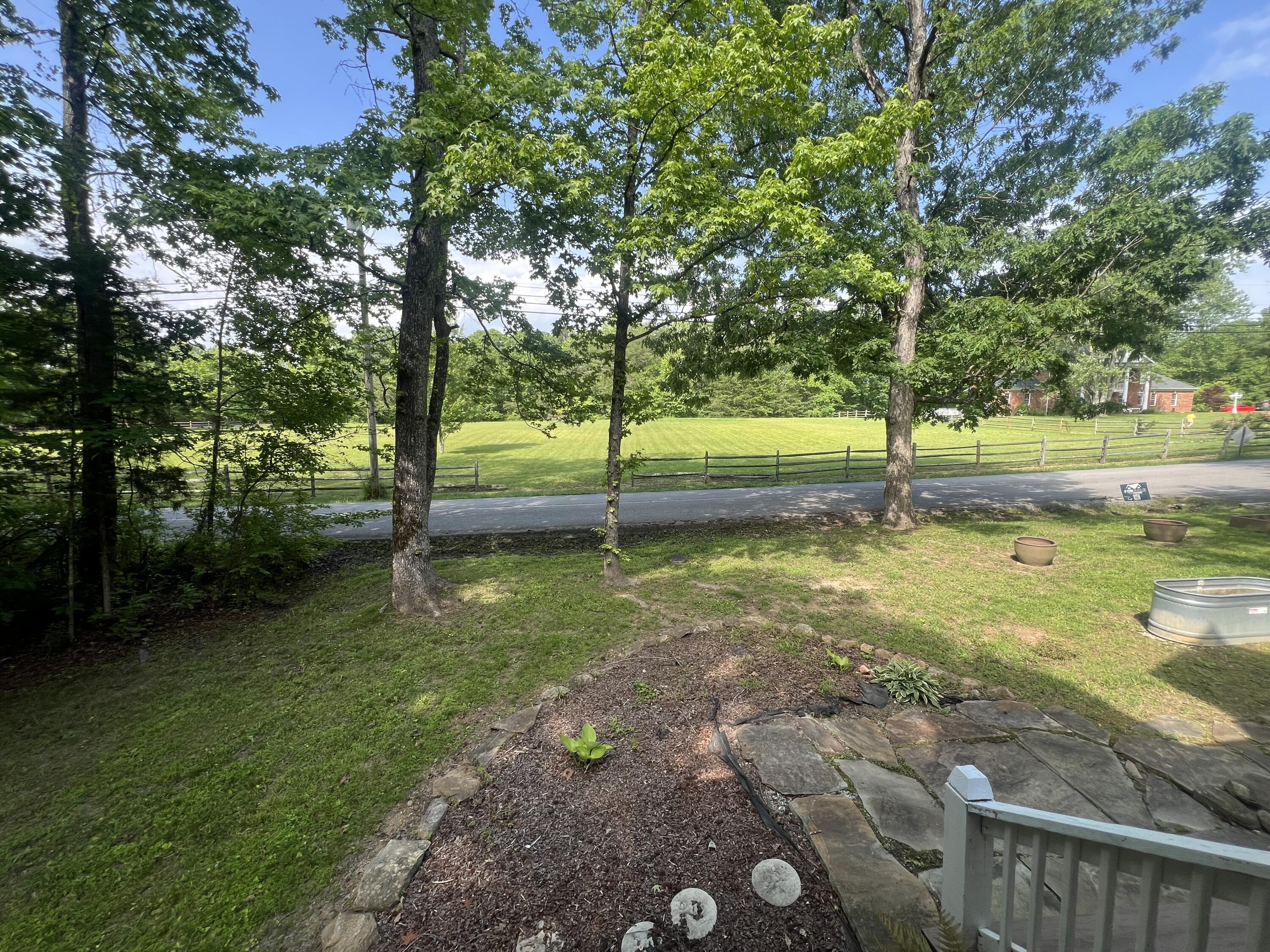 5209 Sawyer Road