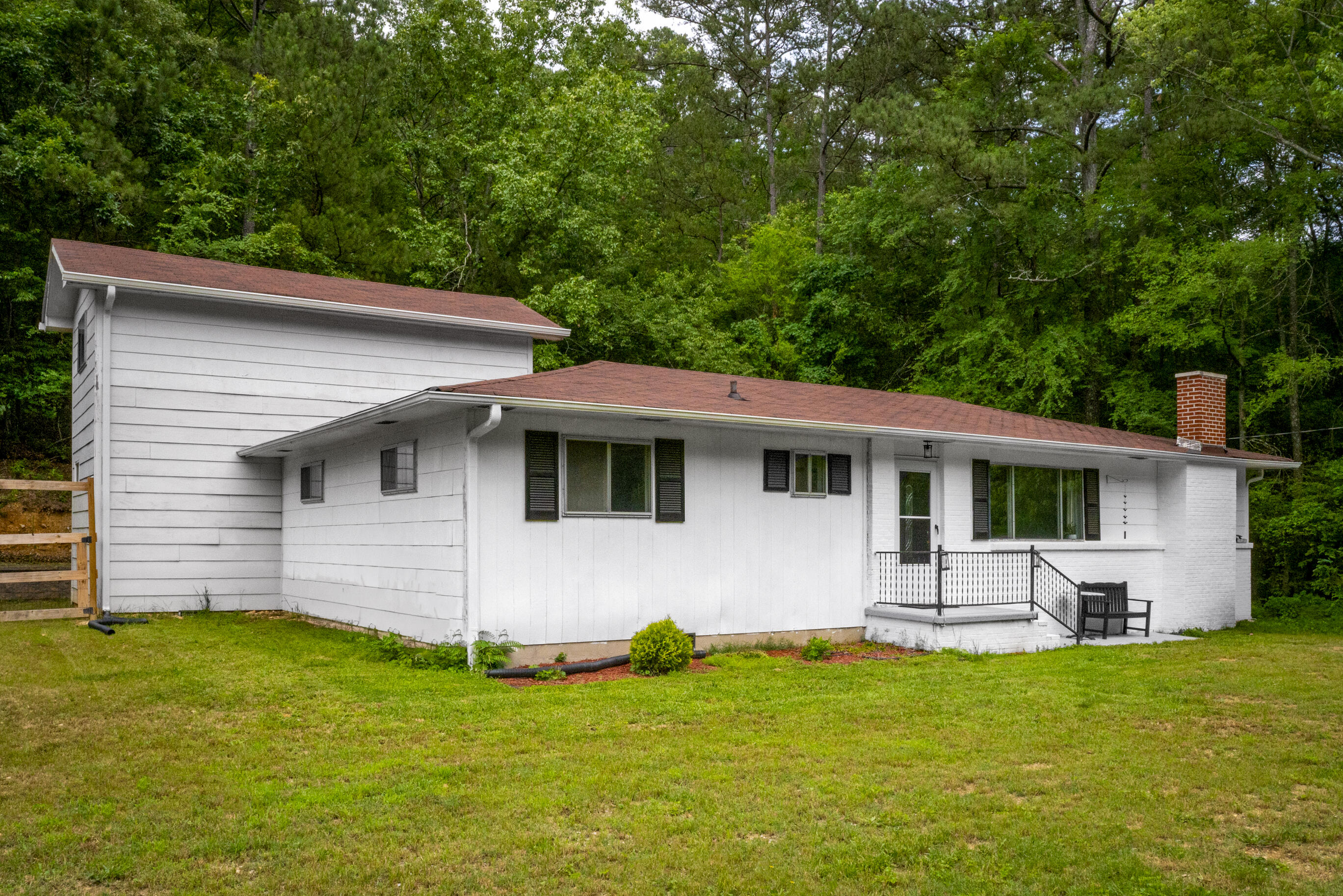 1204 N Long Hollow Road