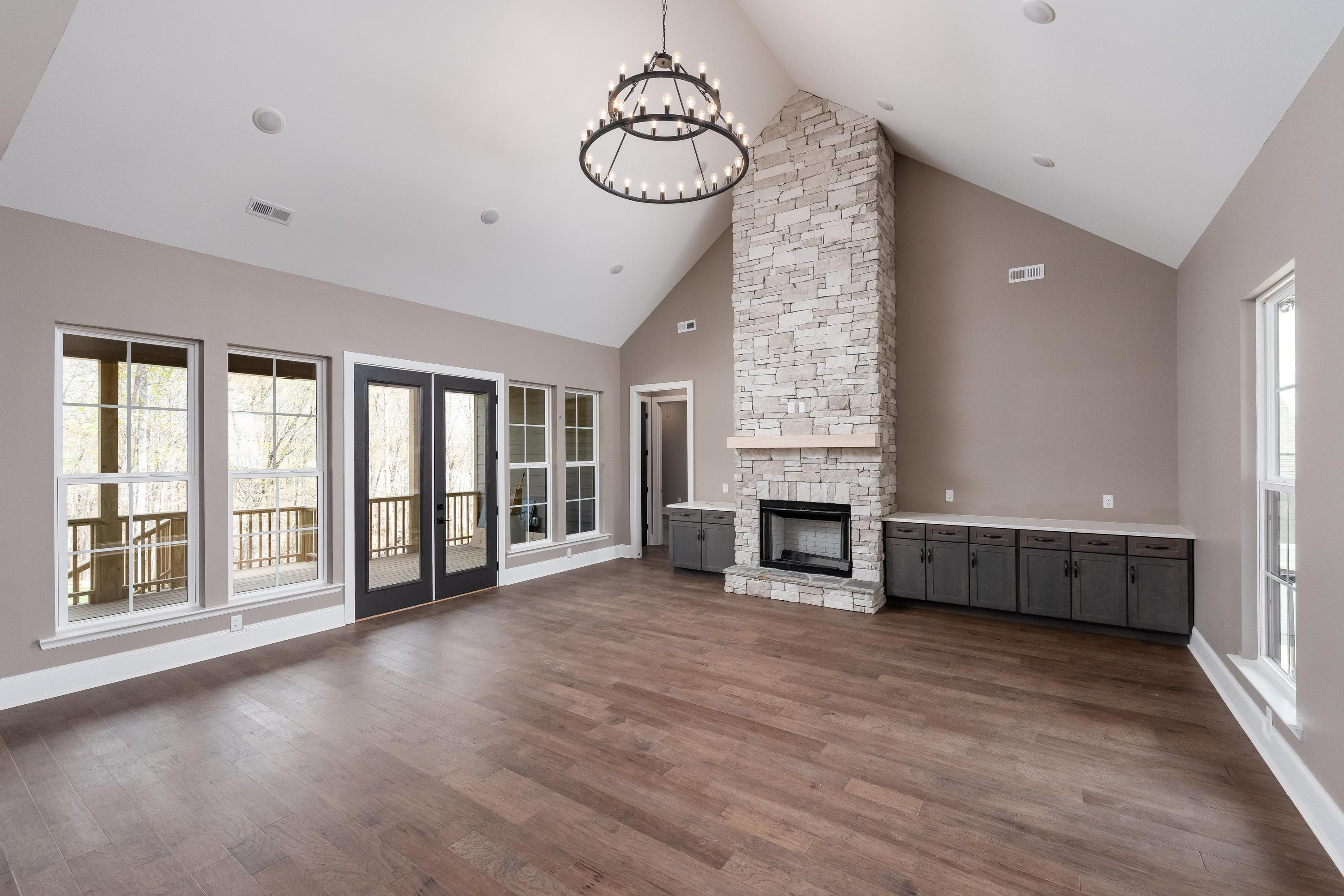 135 Sunrise Circle