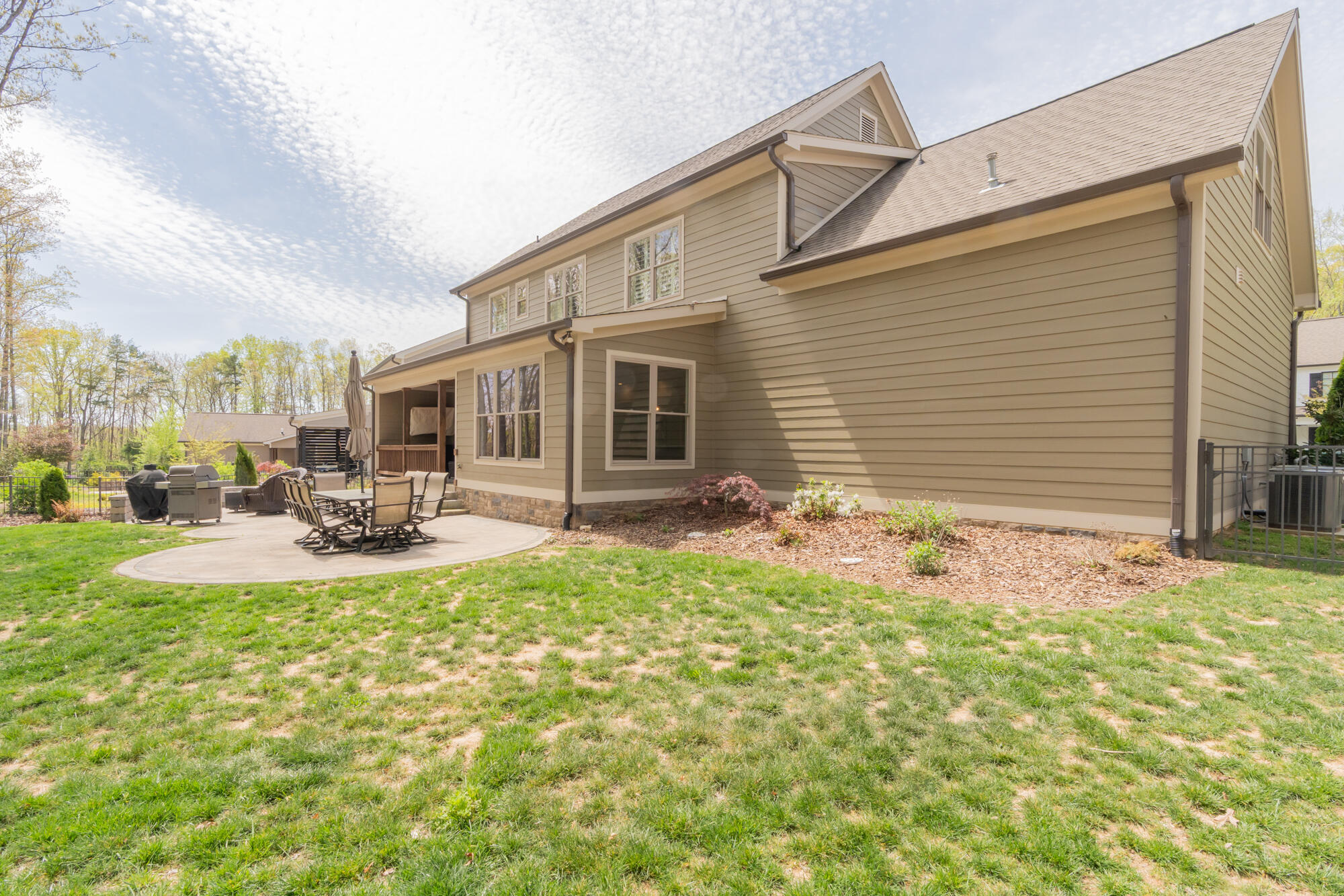 3564 Sweetshrub Way