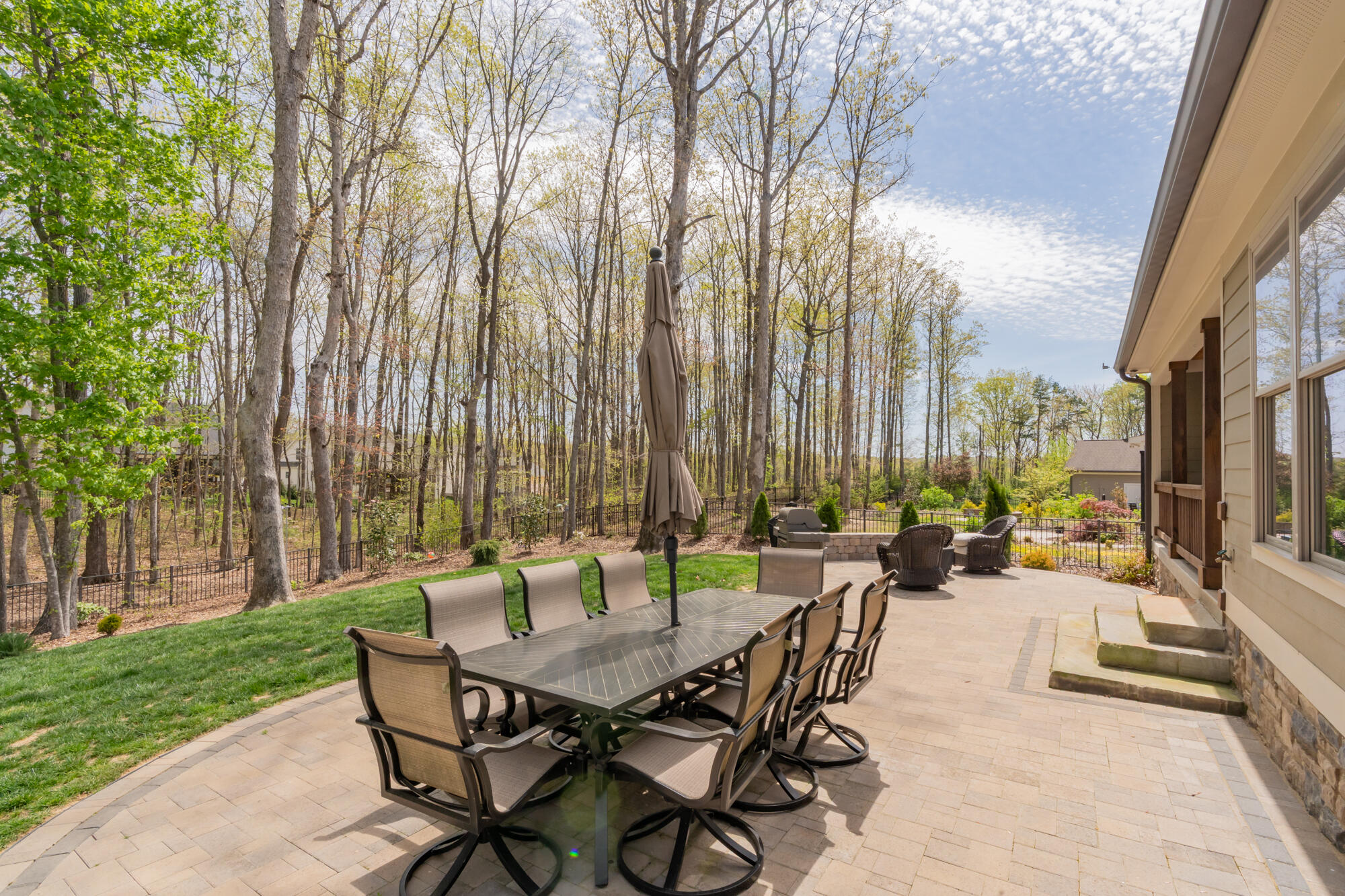3564 Sweetshrub Way