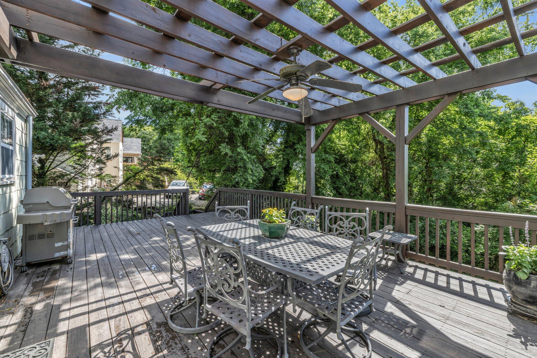 122 Hilltop Drive