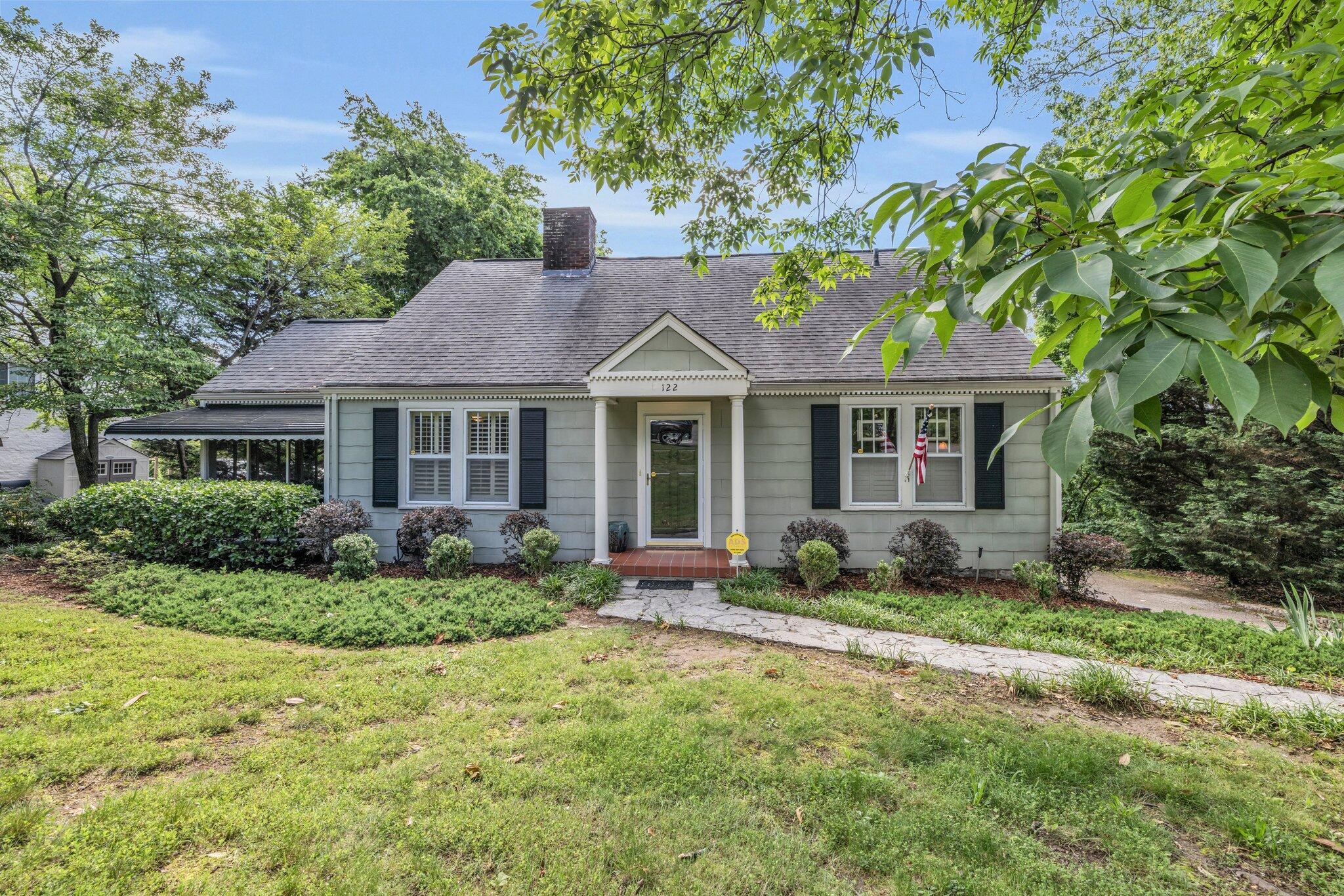 122 Hilltop Drive