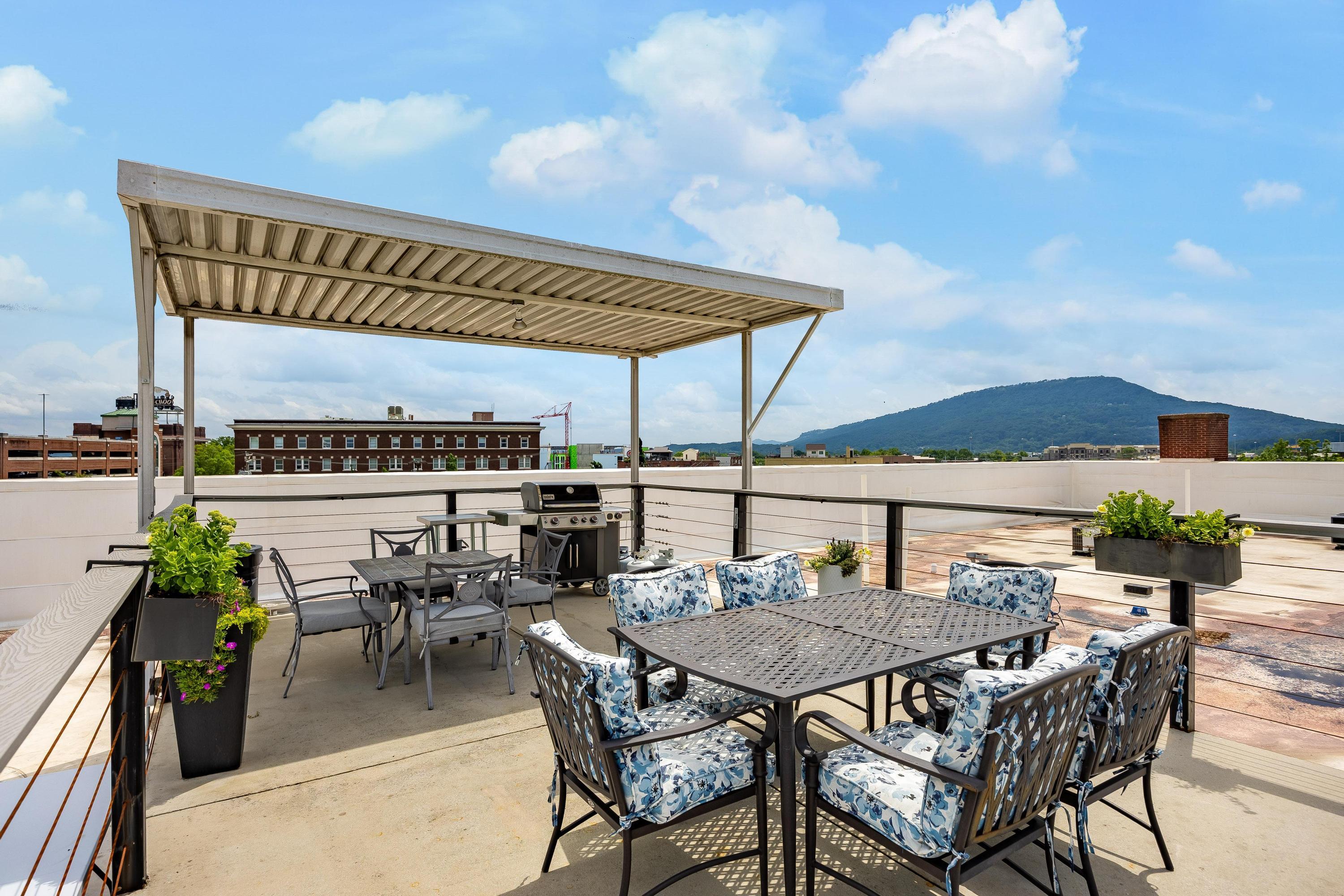 1301 Market Street, 103