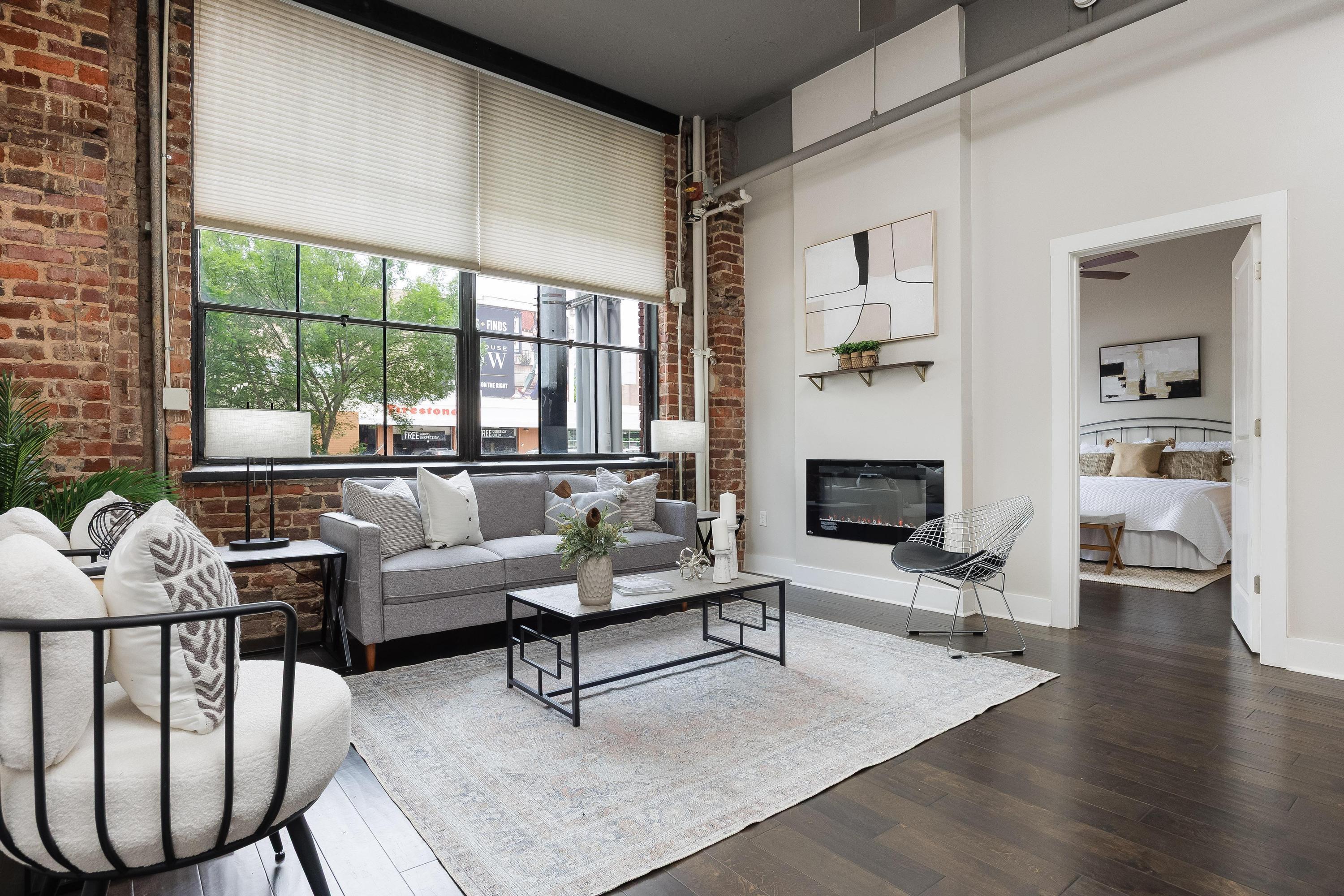 1301 Market Street, 103