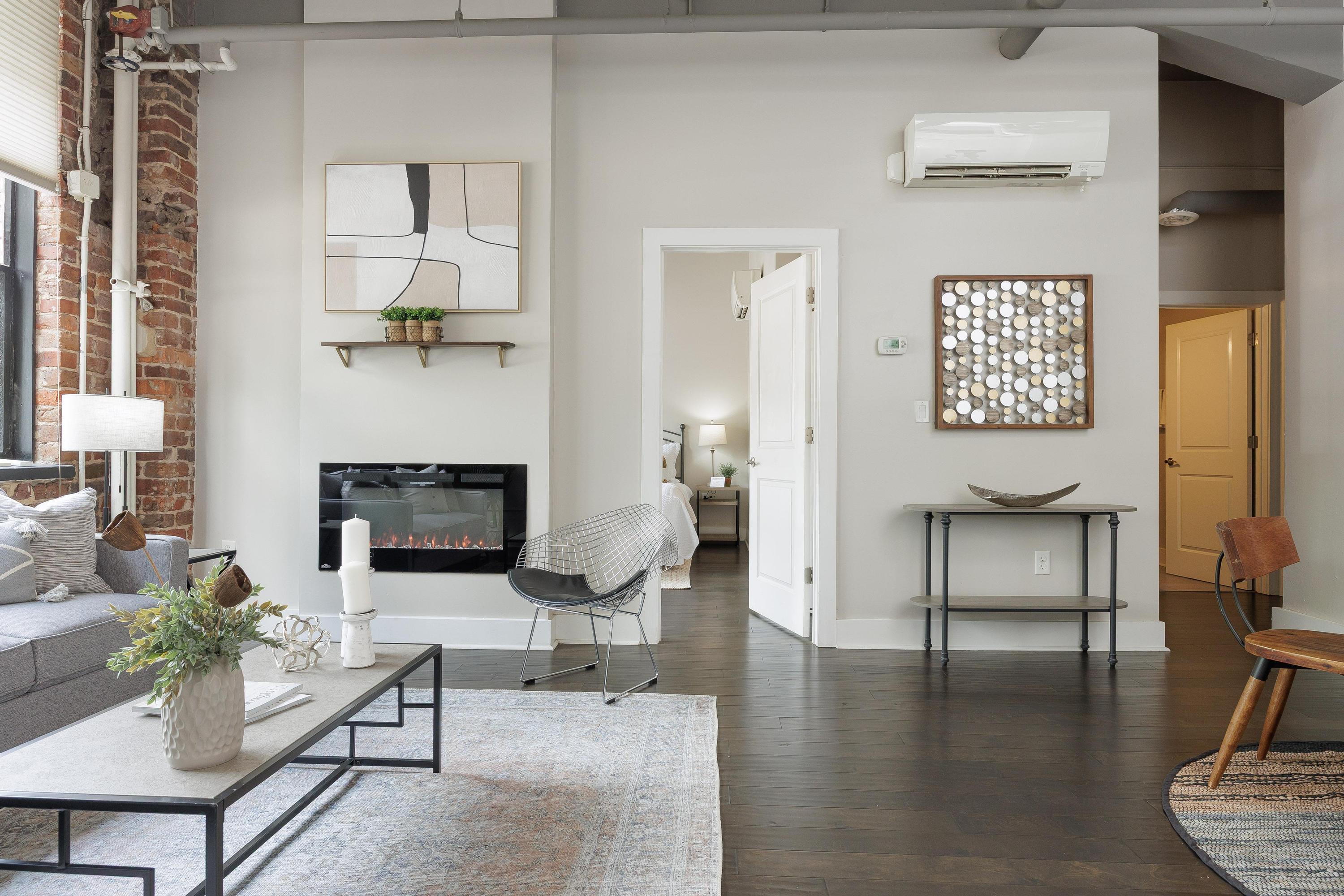 1301 Market Street, 103