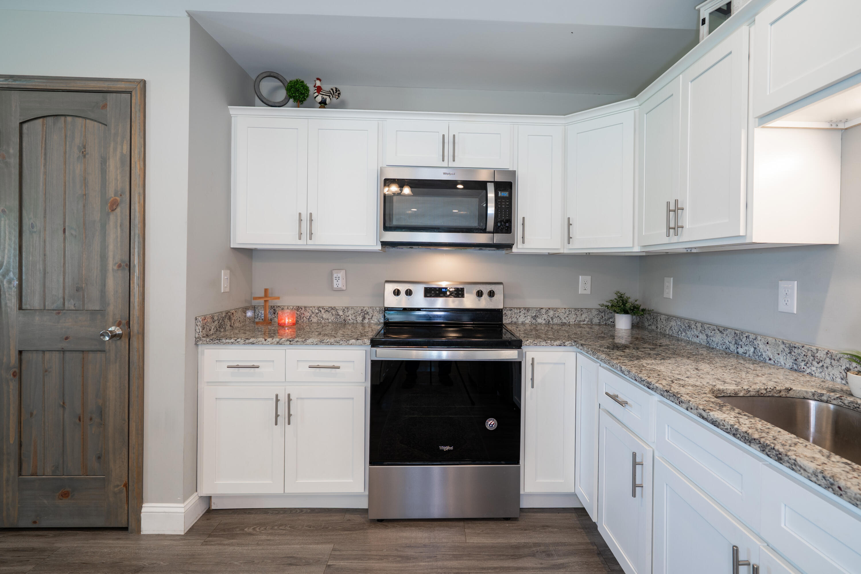 595 New Union Circle