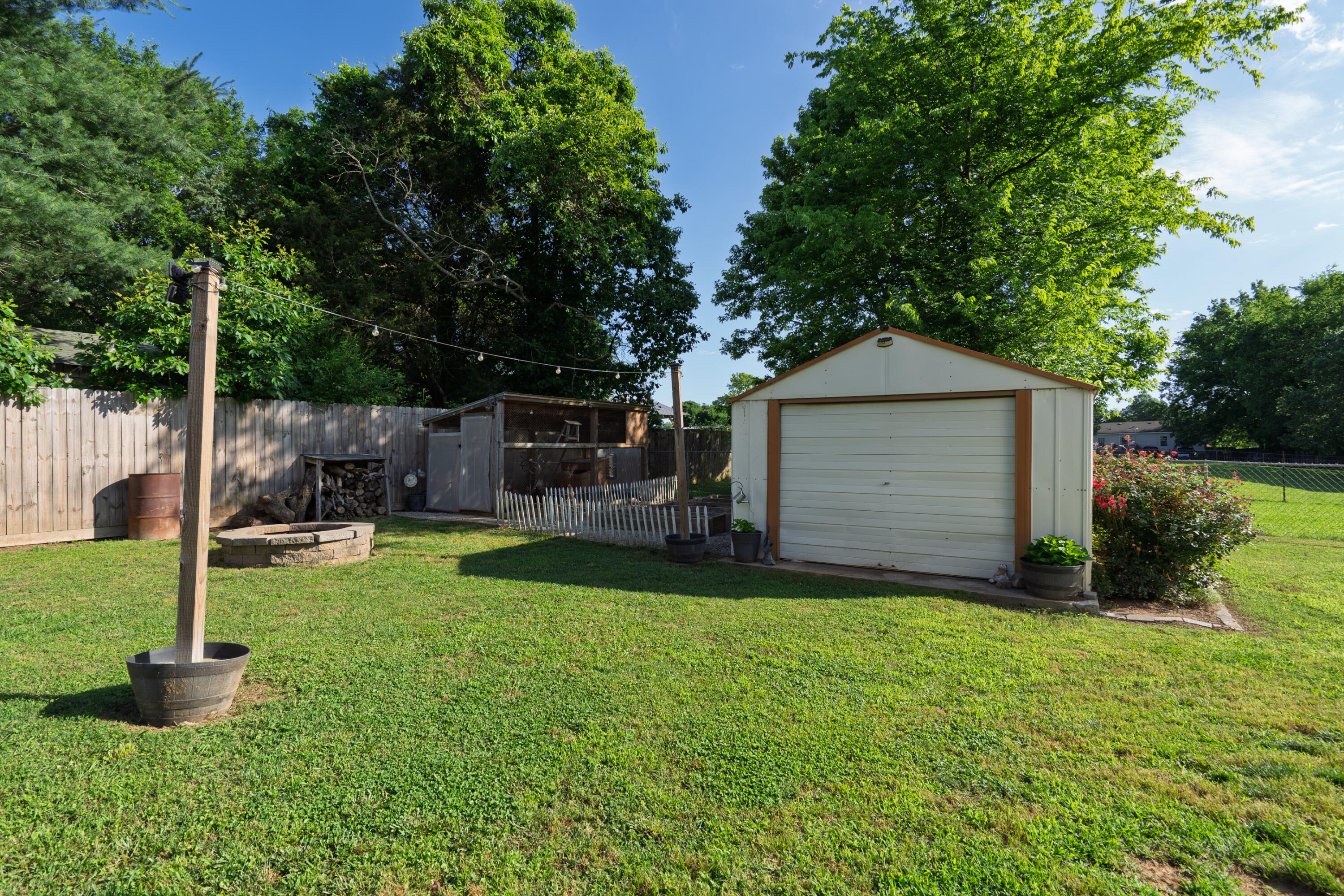 595 New Union Circle
