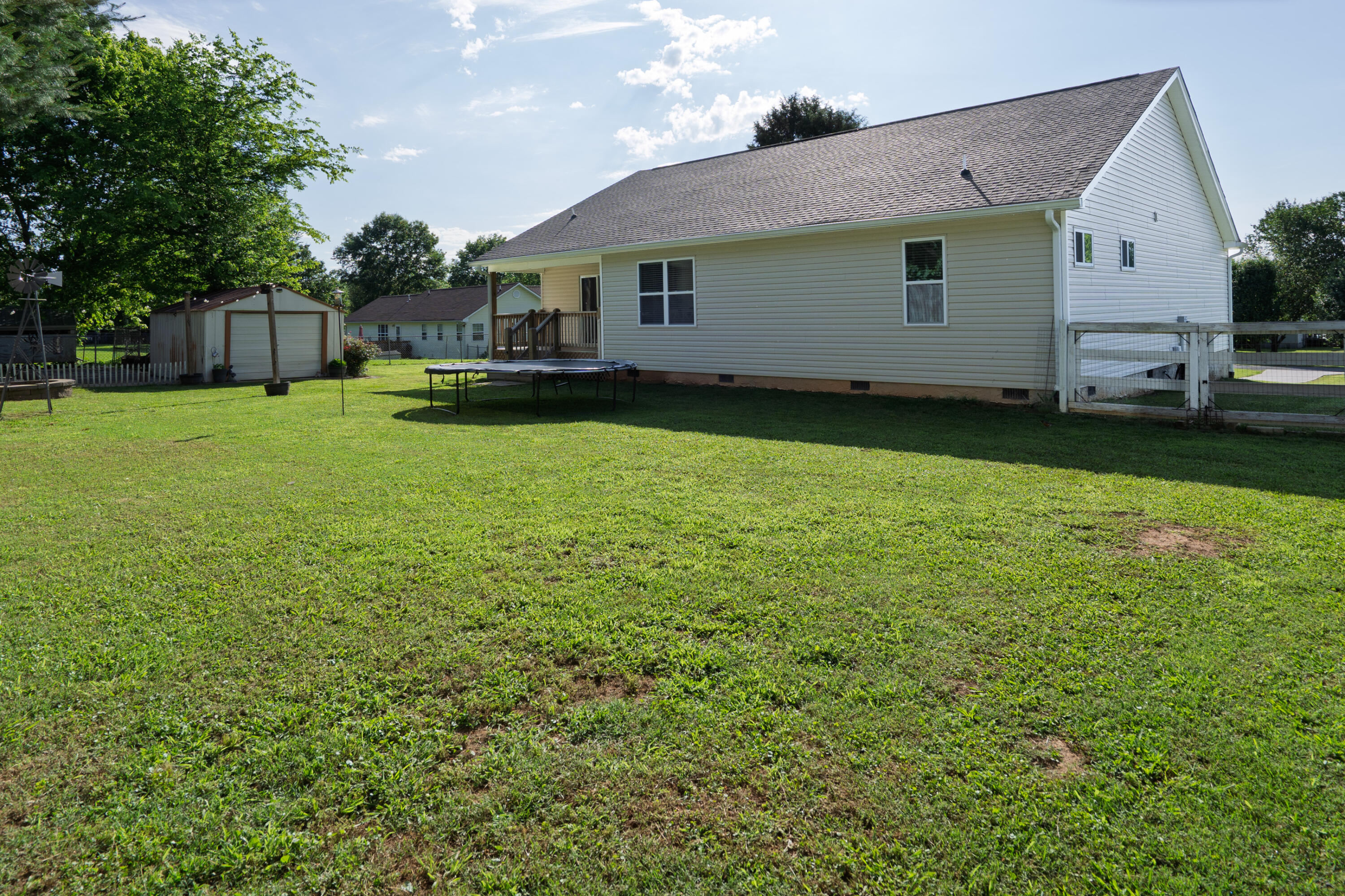 595 New Union Circle