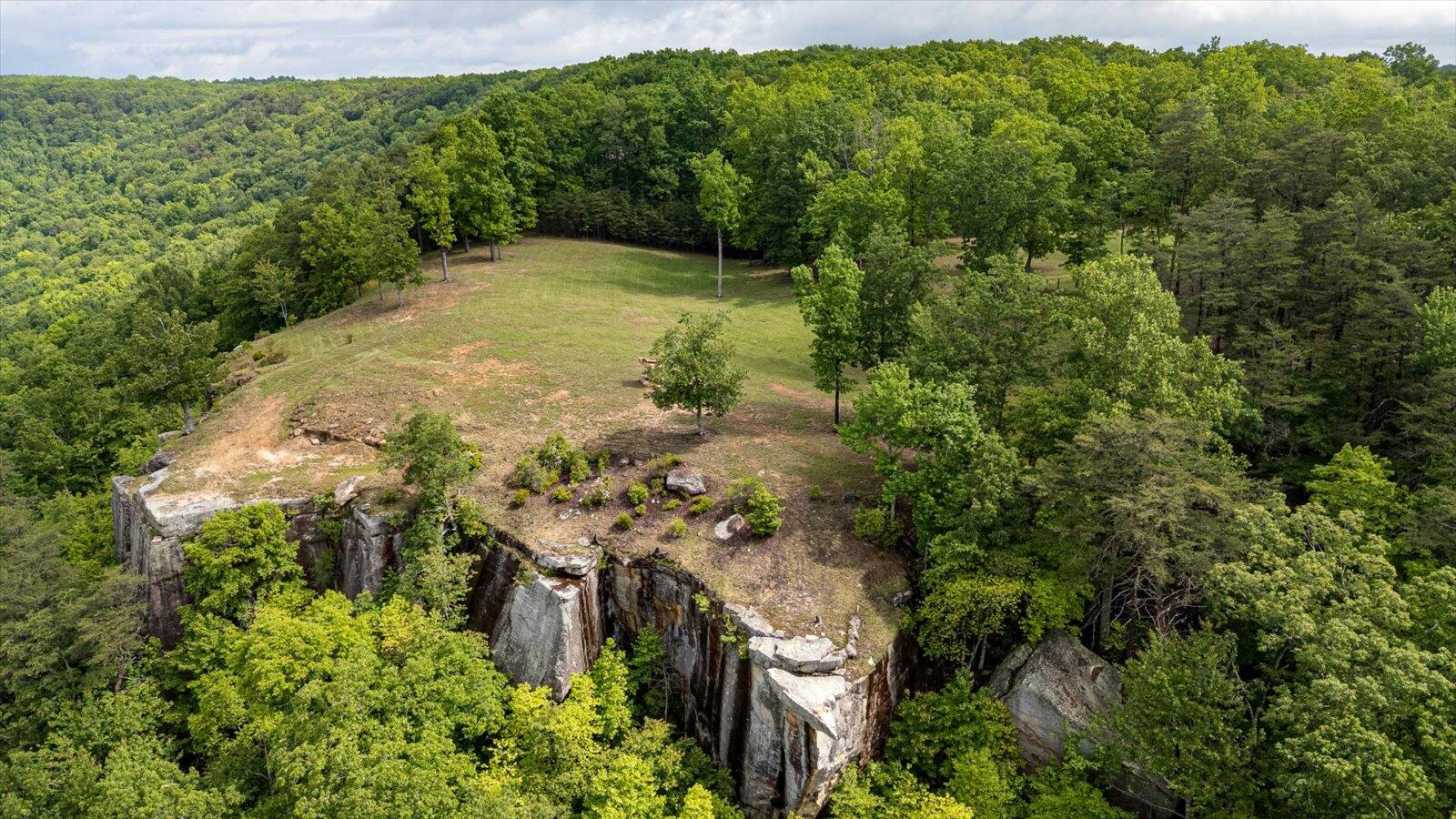 110 Falls Lane