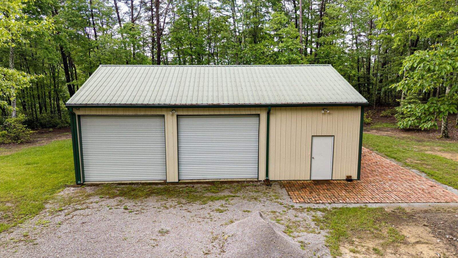 110 Falls Lane