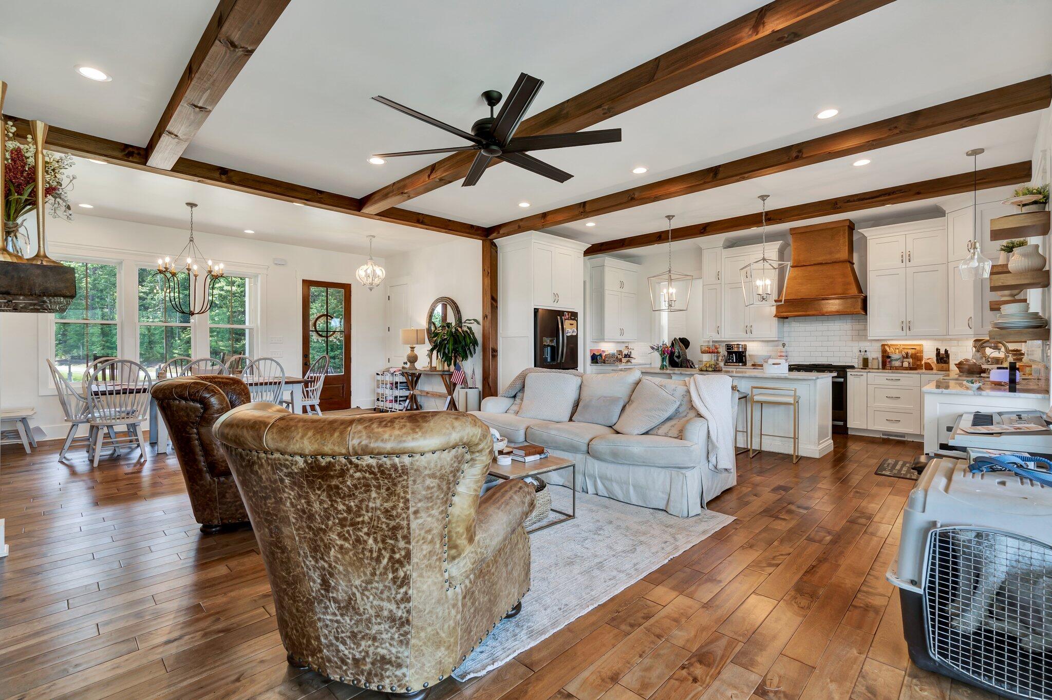 406 Pine Hill Road, McDonald