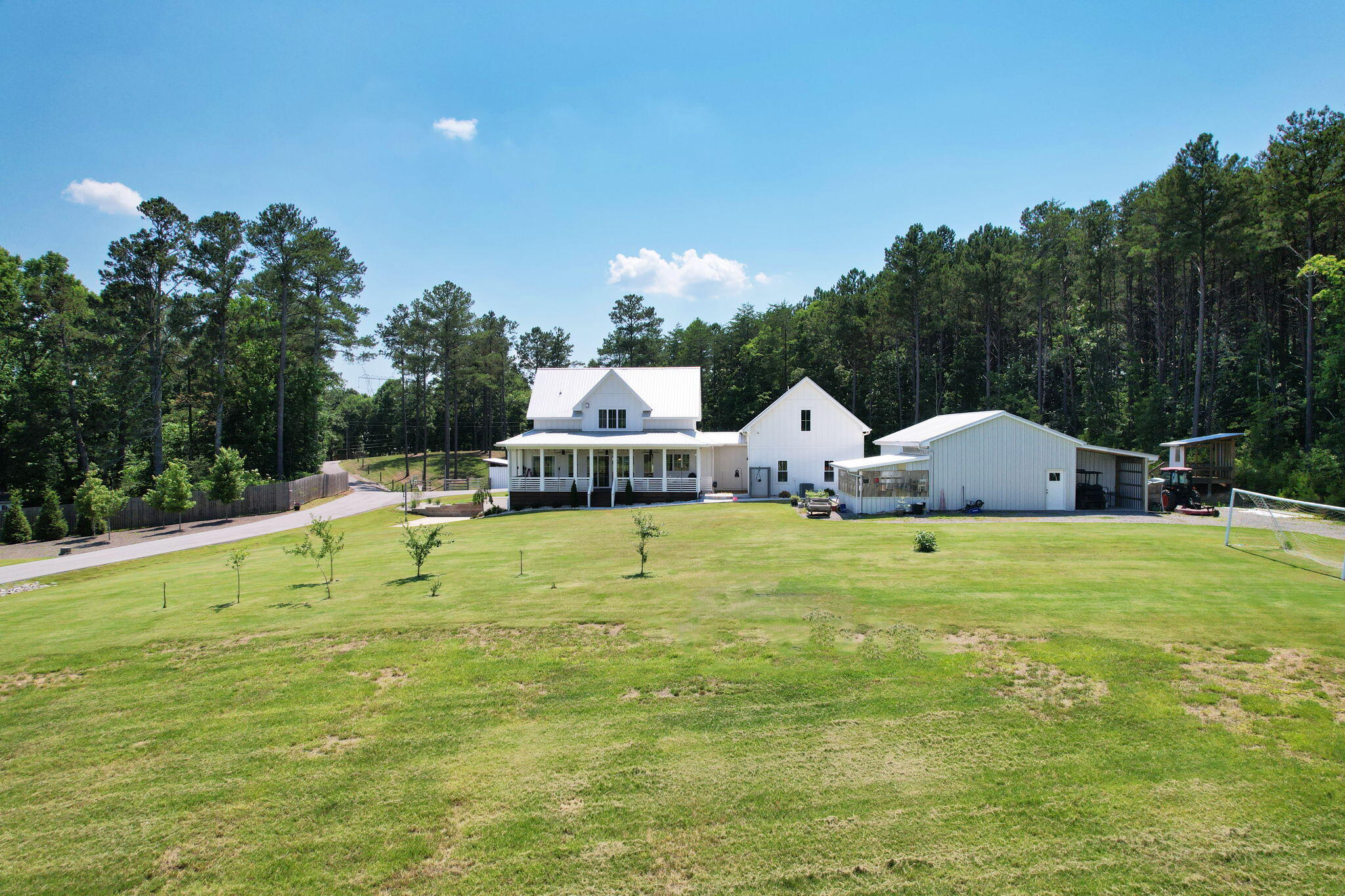 406 Pine Hill Road, McDonald
